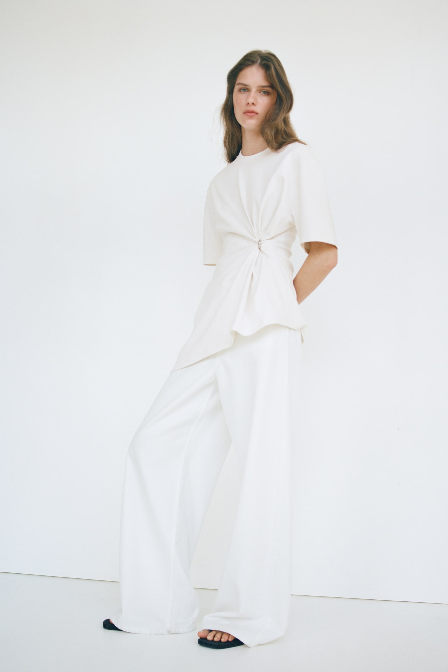 Draped-detail asymmetric top - 3