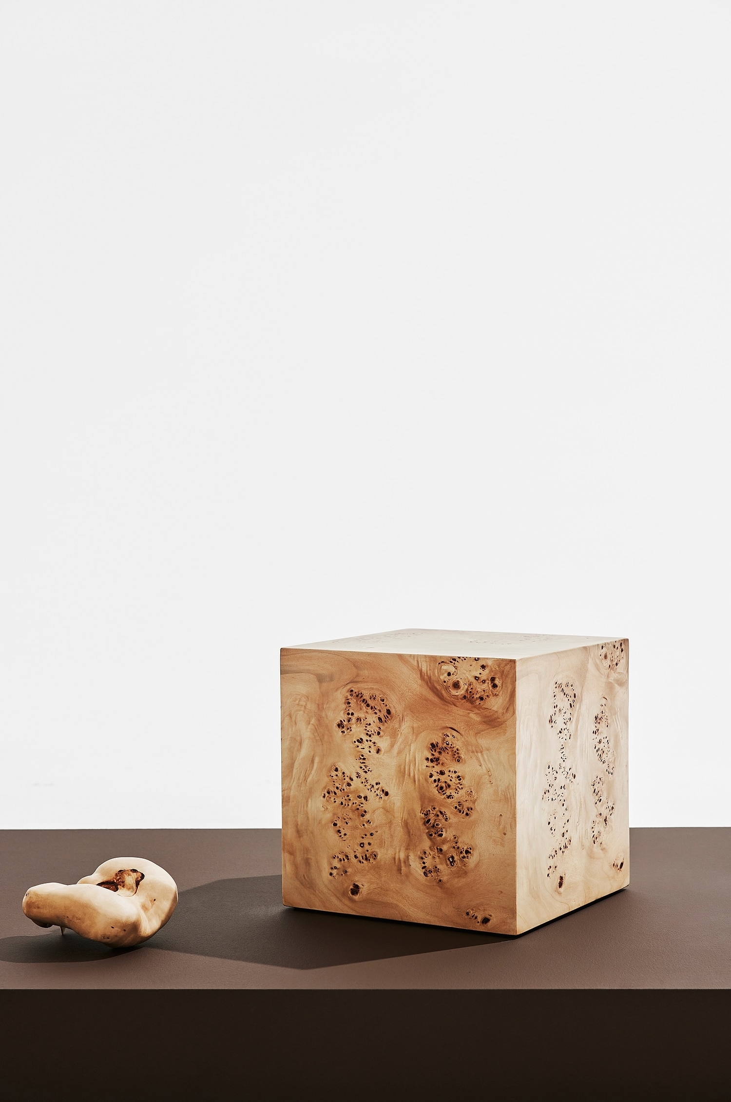 Pebble Cube In Masur - Root Veneer