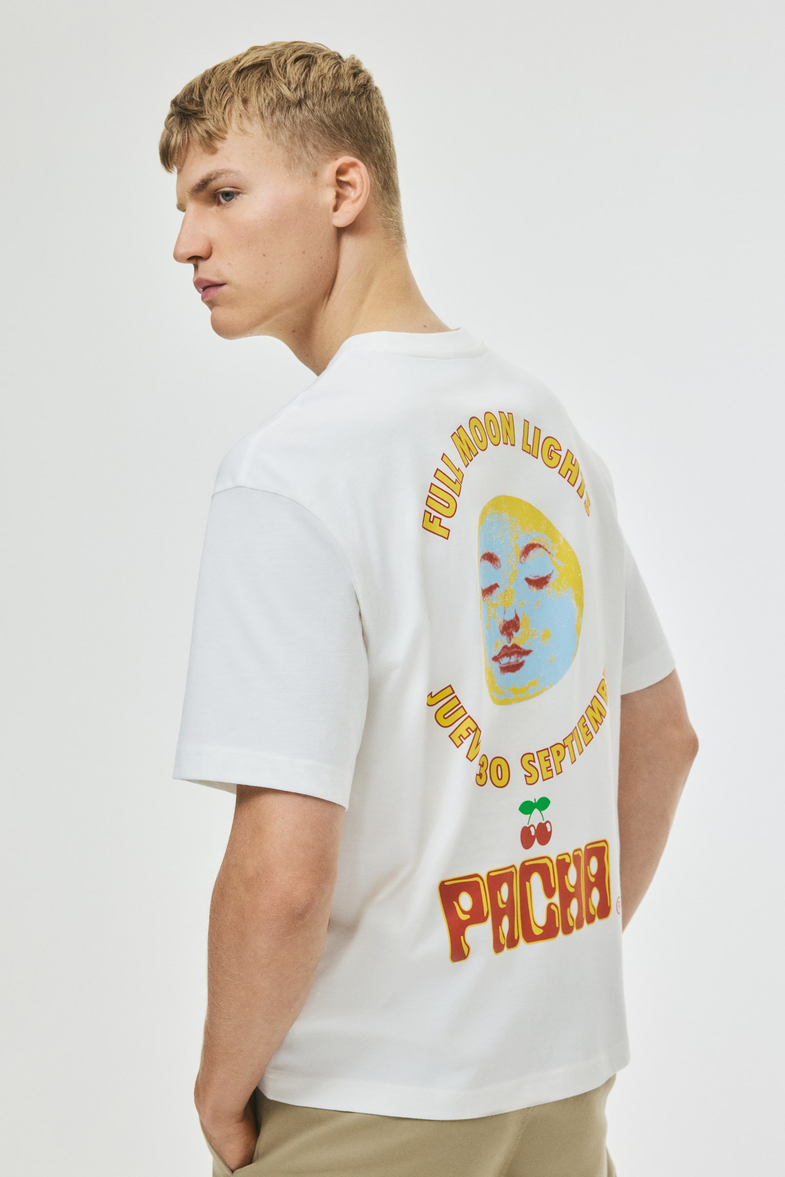 טישירט Loose Fit - לבן/Pacha/לבן/ ספרות זולה/שחור/פינק פלויד/שחור/Oasis/לבן/NASCAR/לבן/סנופי/לבן/Oasis - 4