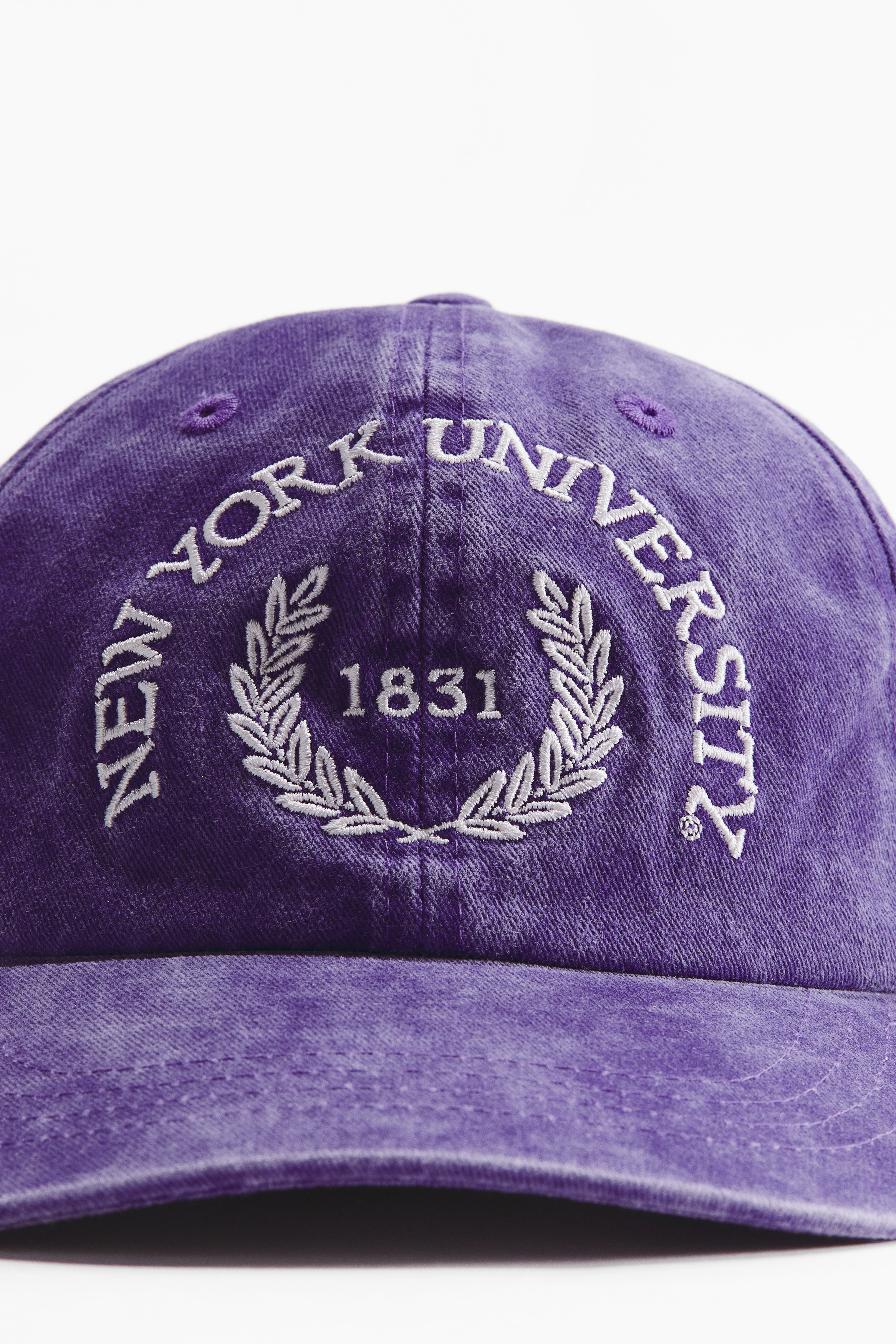 Motif-detail cotton twill cap