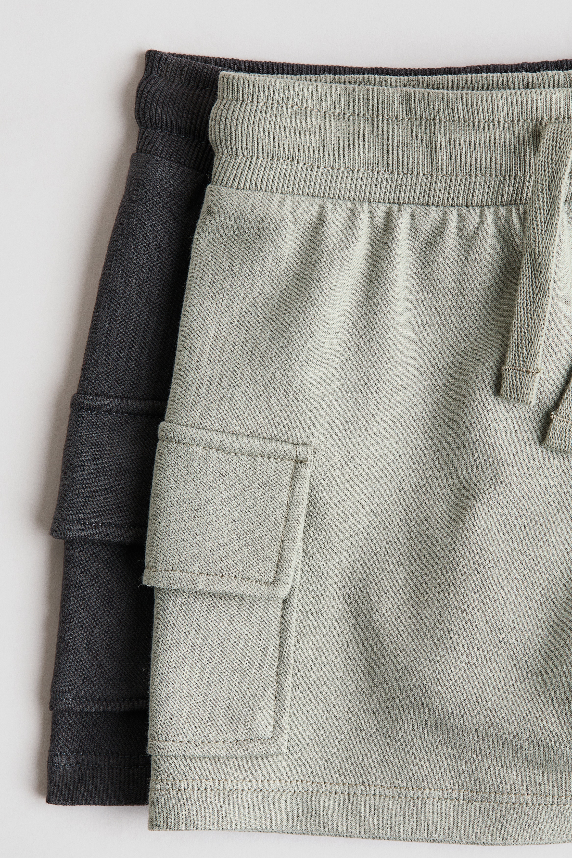 2-pack Cargo Sweatshorts by H&M