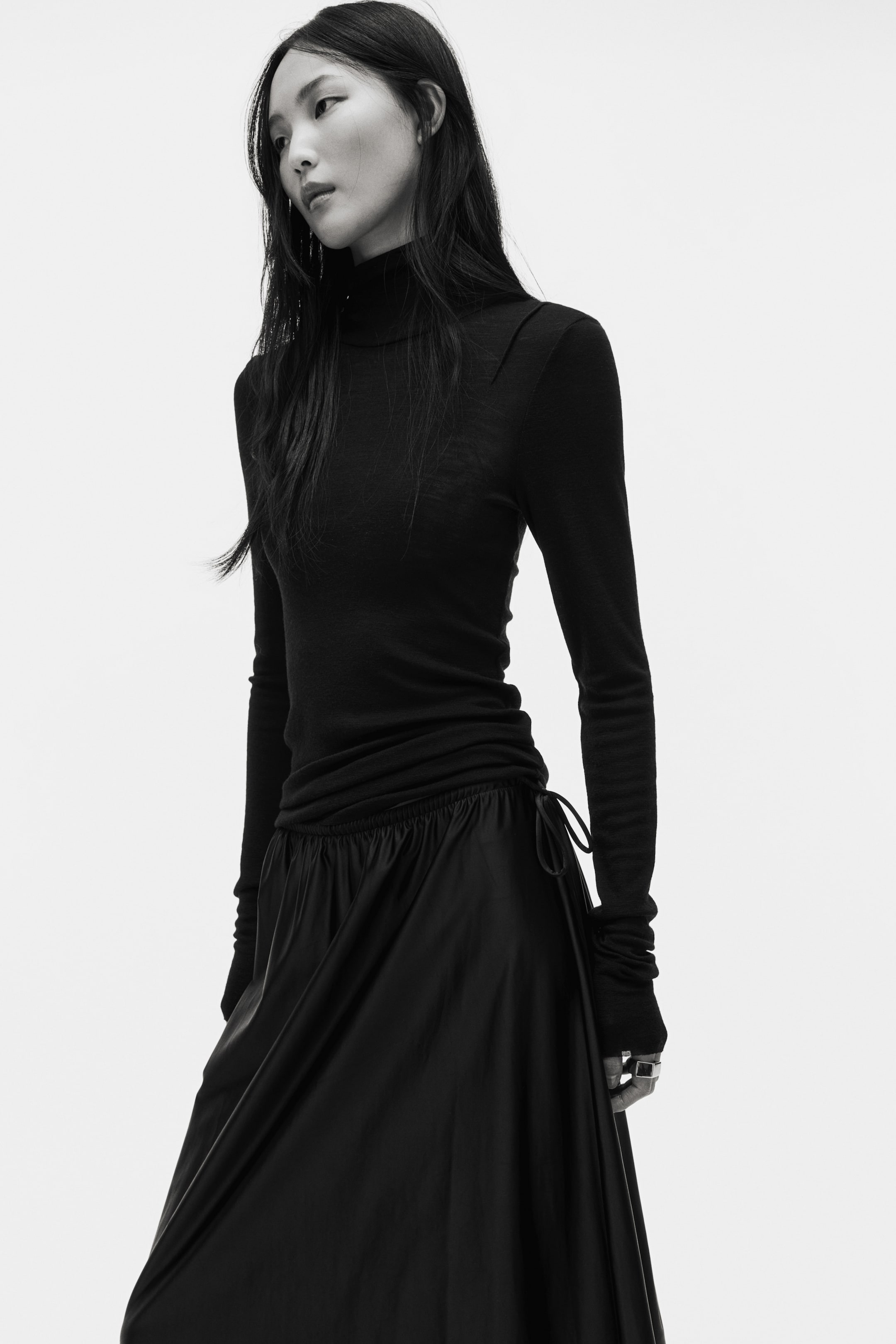 Agrandir l'image: Jupe avec cordon de serrage - Black - FEMME | H&M CH 1