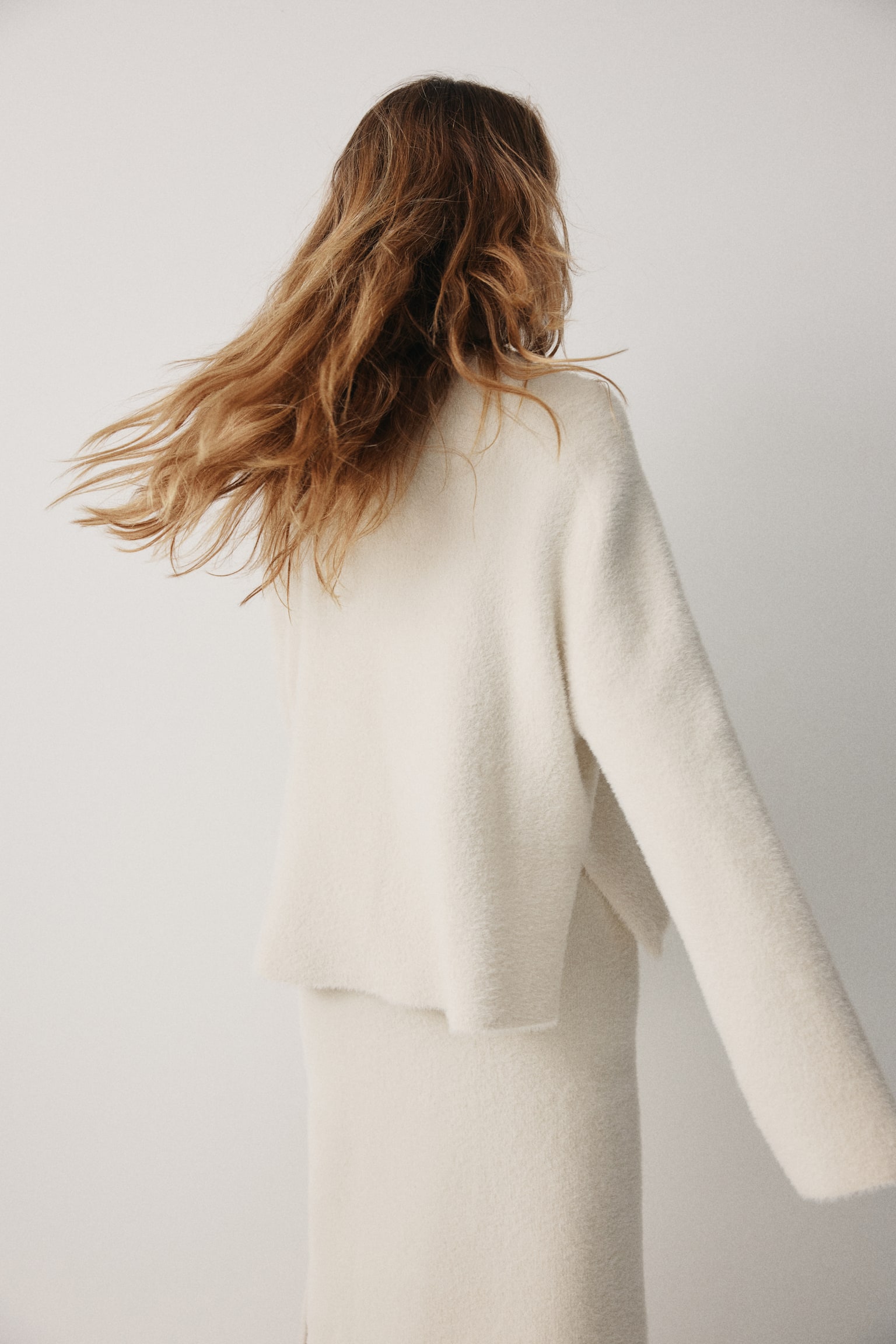 Pullover in maglia pelosa - Crema - 3