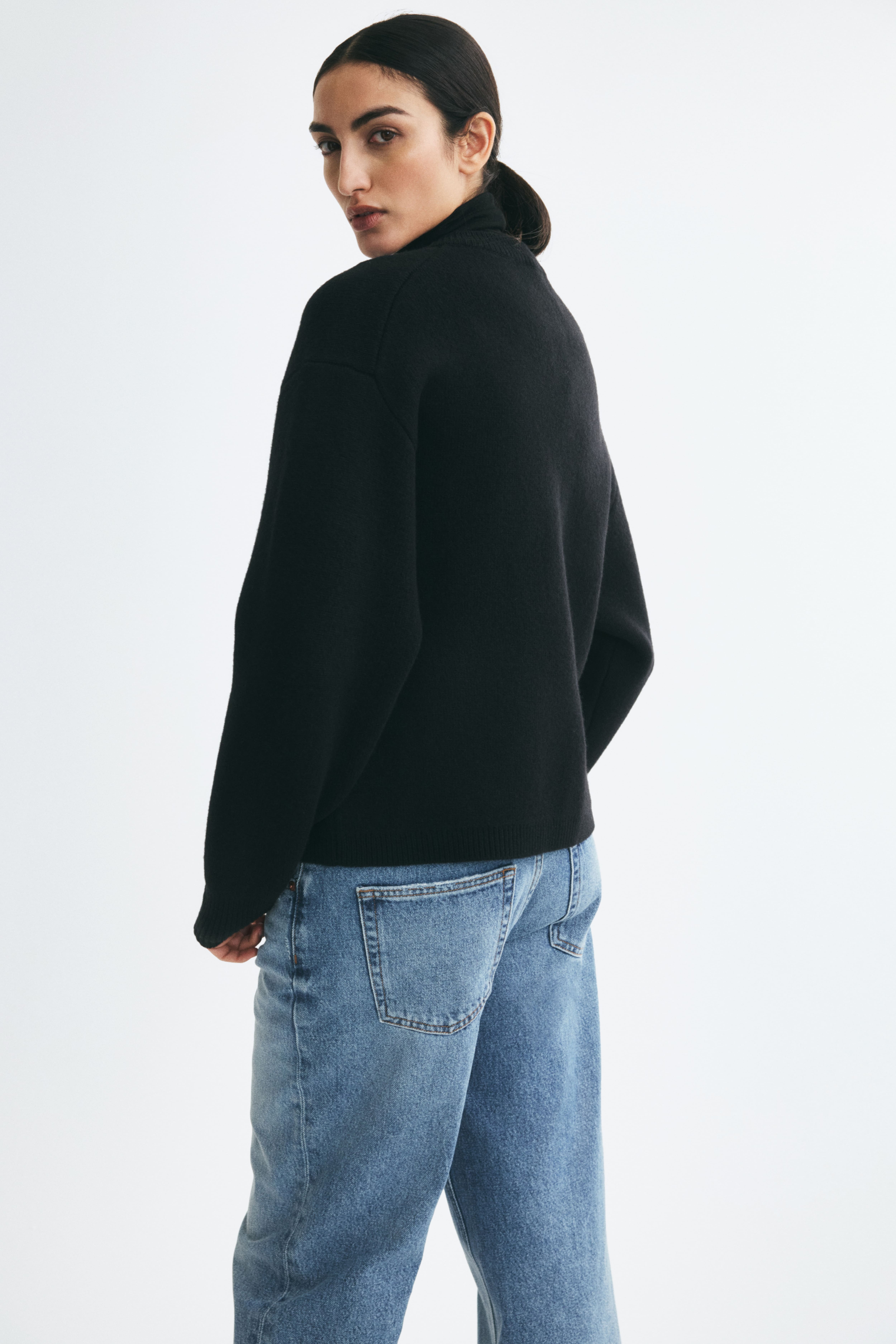 Wool-Blend Pocket-Detail Cardigan