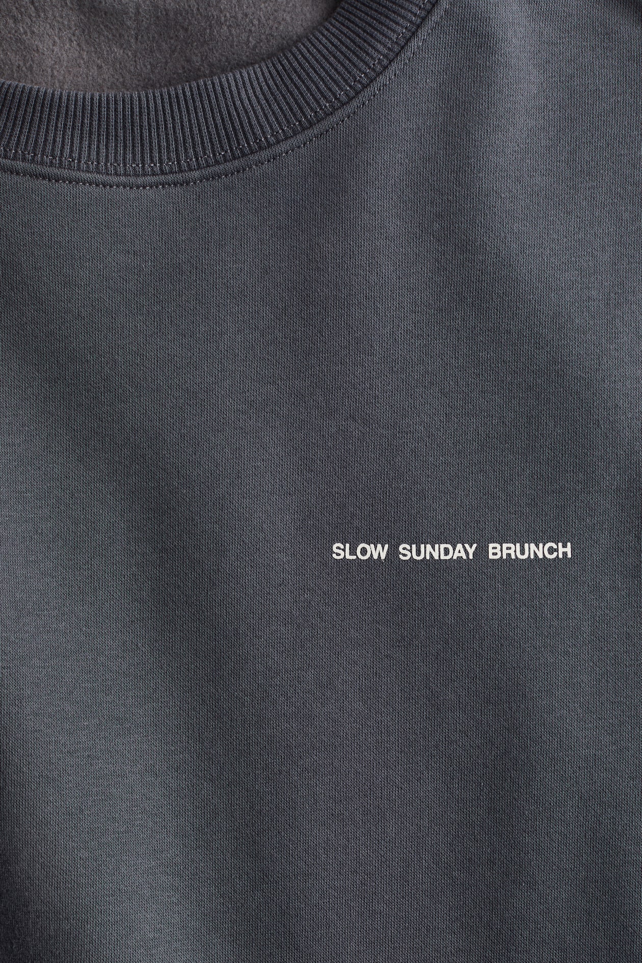 Sweatshirt with Text Motif - image 2