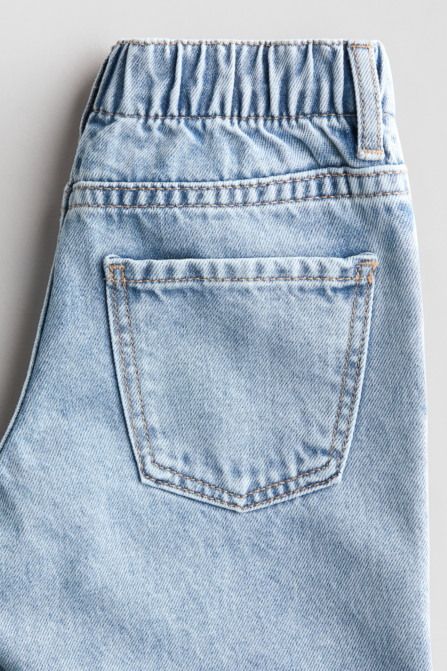 Jeans med motiver og vide ben - Lys denimblå/Hjerter/Lys denimblå/Sløjfer/Denimblå/Blomstret - 5