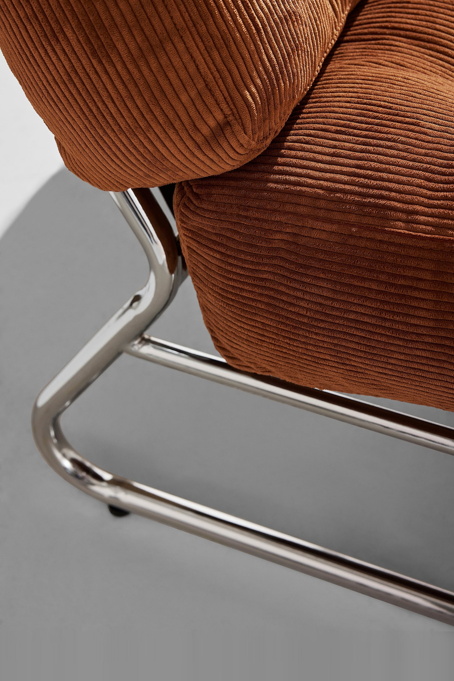 Luca 2 Seat Sofa - Cinnamon Brown And Chrome/Cream And Chrome - 4