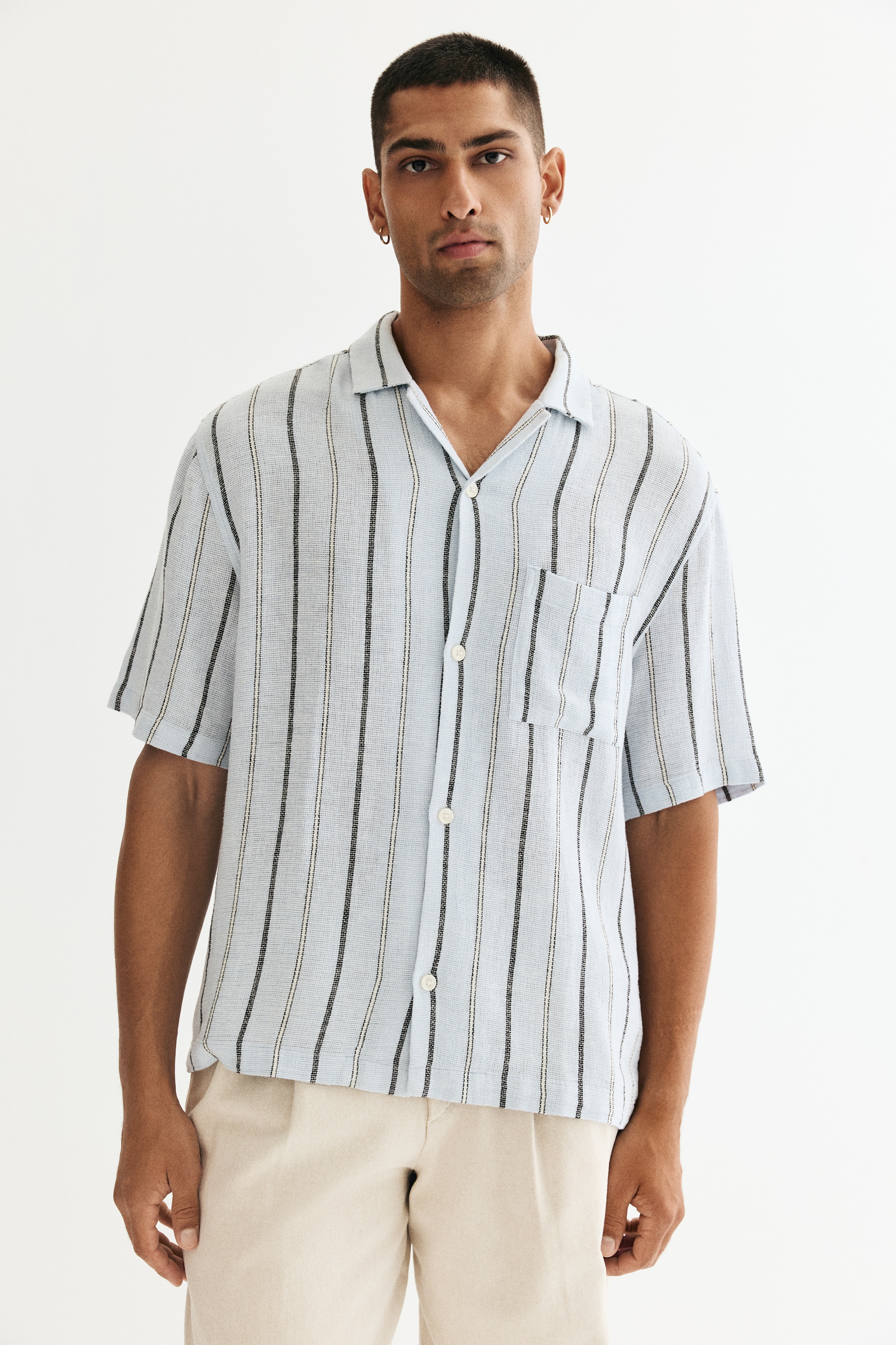 標準剪裁亞麻混紡休閒襯衫 - 淺藍色/條紋/開心果綠/白色