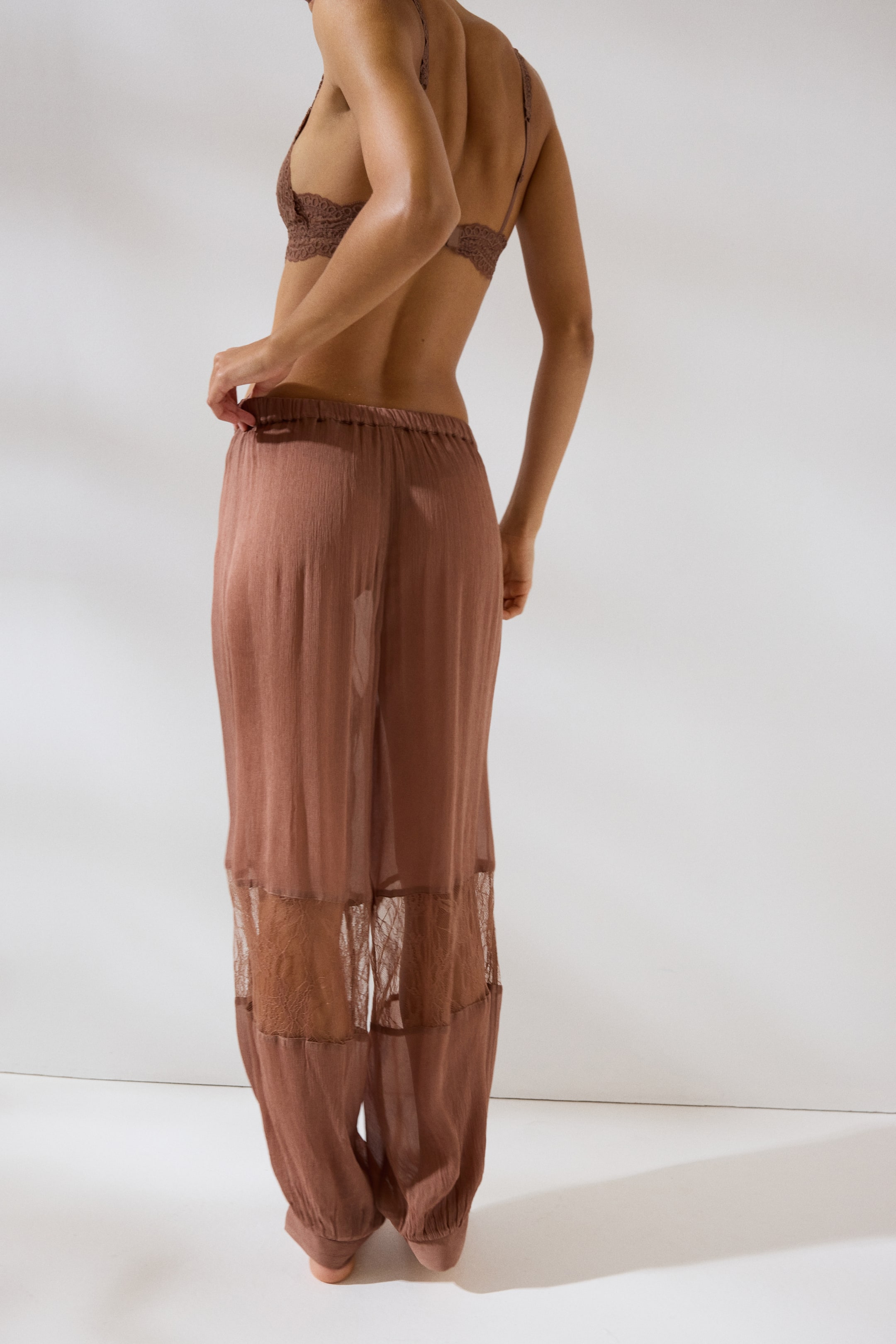 Pantalon de pyjama avec dentelle