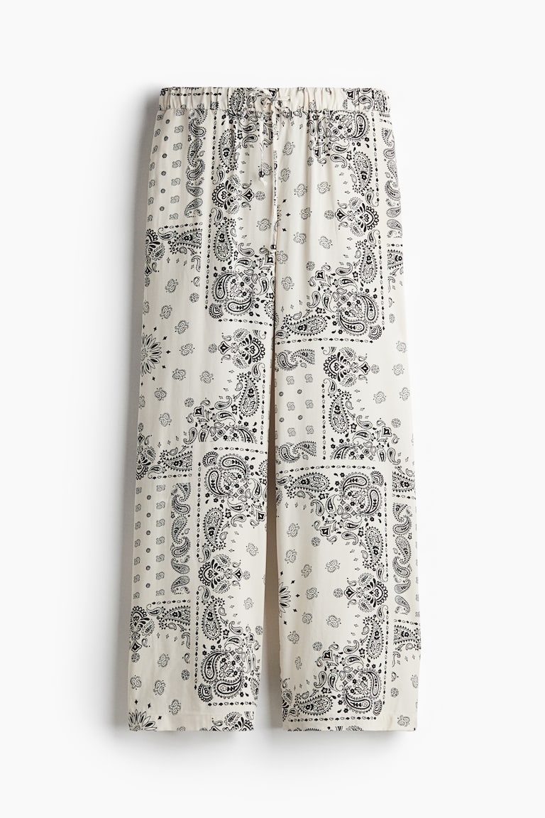 Široke pantalone s učkurom