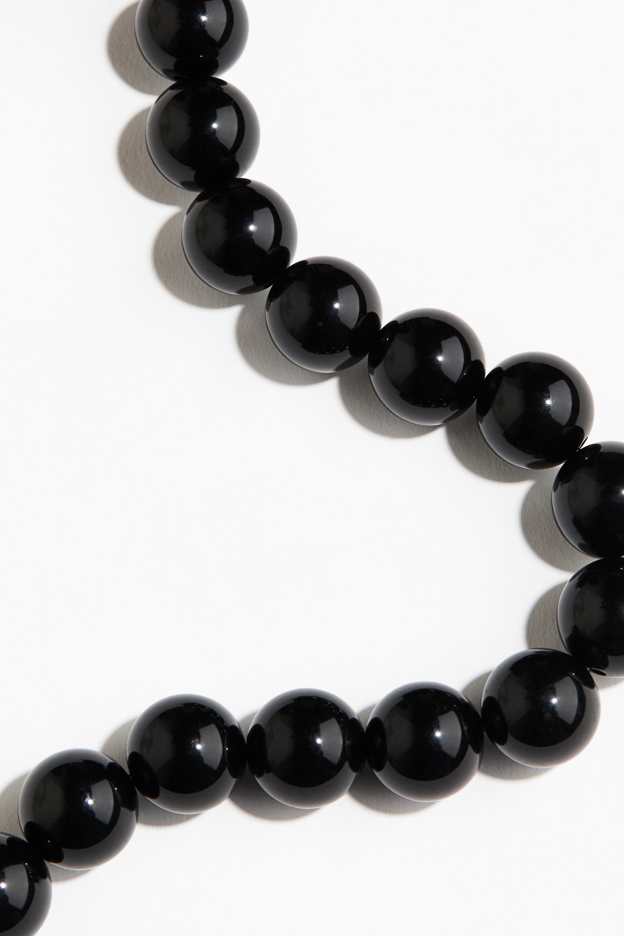 Ver imagen más grande: Chunky beaded necklace - Negro - MUJER | H&M ES 2