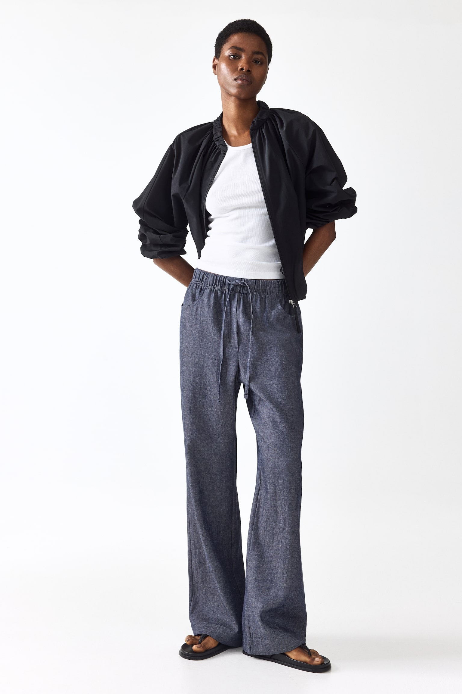 Straight drawstring trousers - Dark denim blue/Dark beige - 2