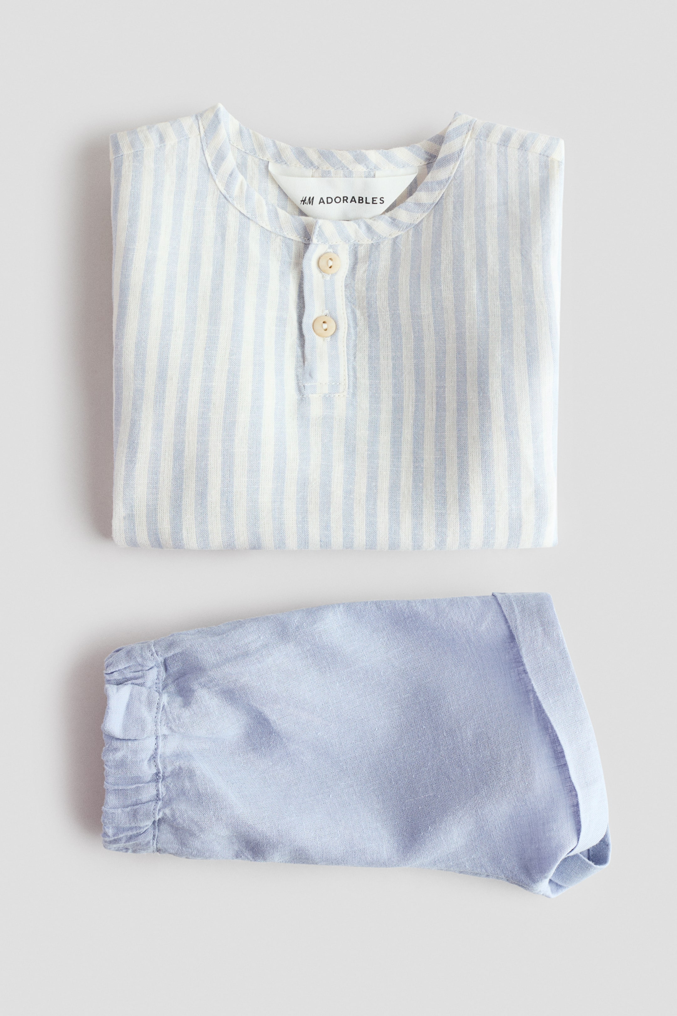 Детские топы H&M 2-Piece Henley Shirt and Shorts Set — фото 2