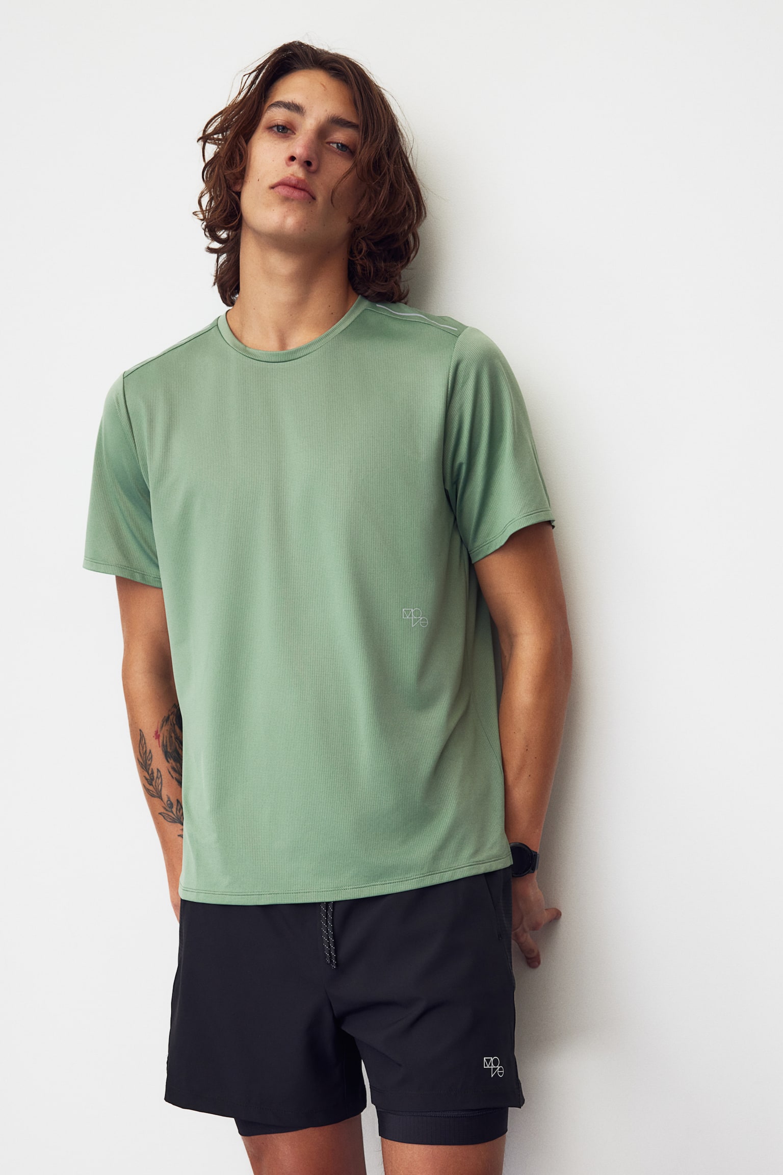 Regular Fit Running Tee In DryMove™ - Green/White/Grey/Tie dye/Dark grey - 1