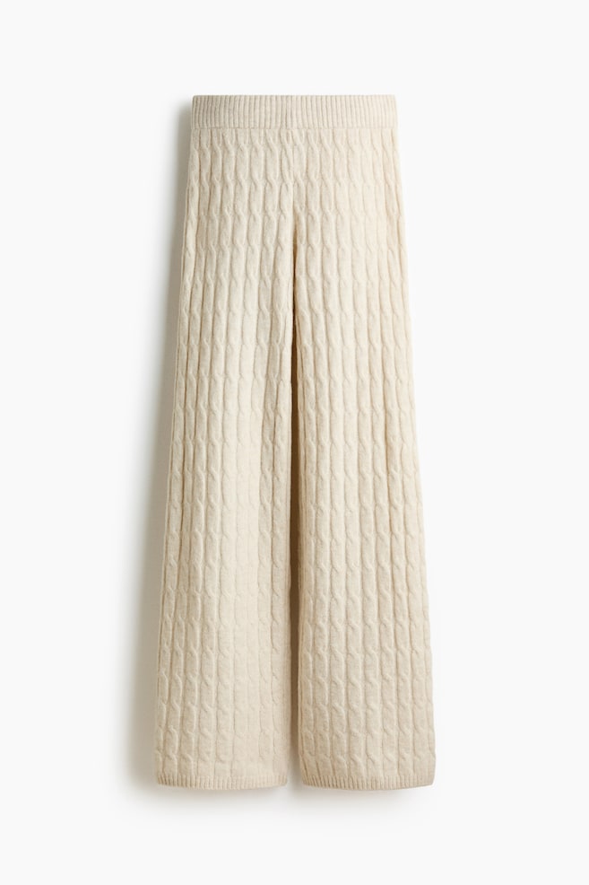 Pantaloni tricotați cu torsade - Bej-deschis - 1