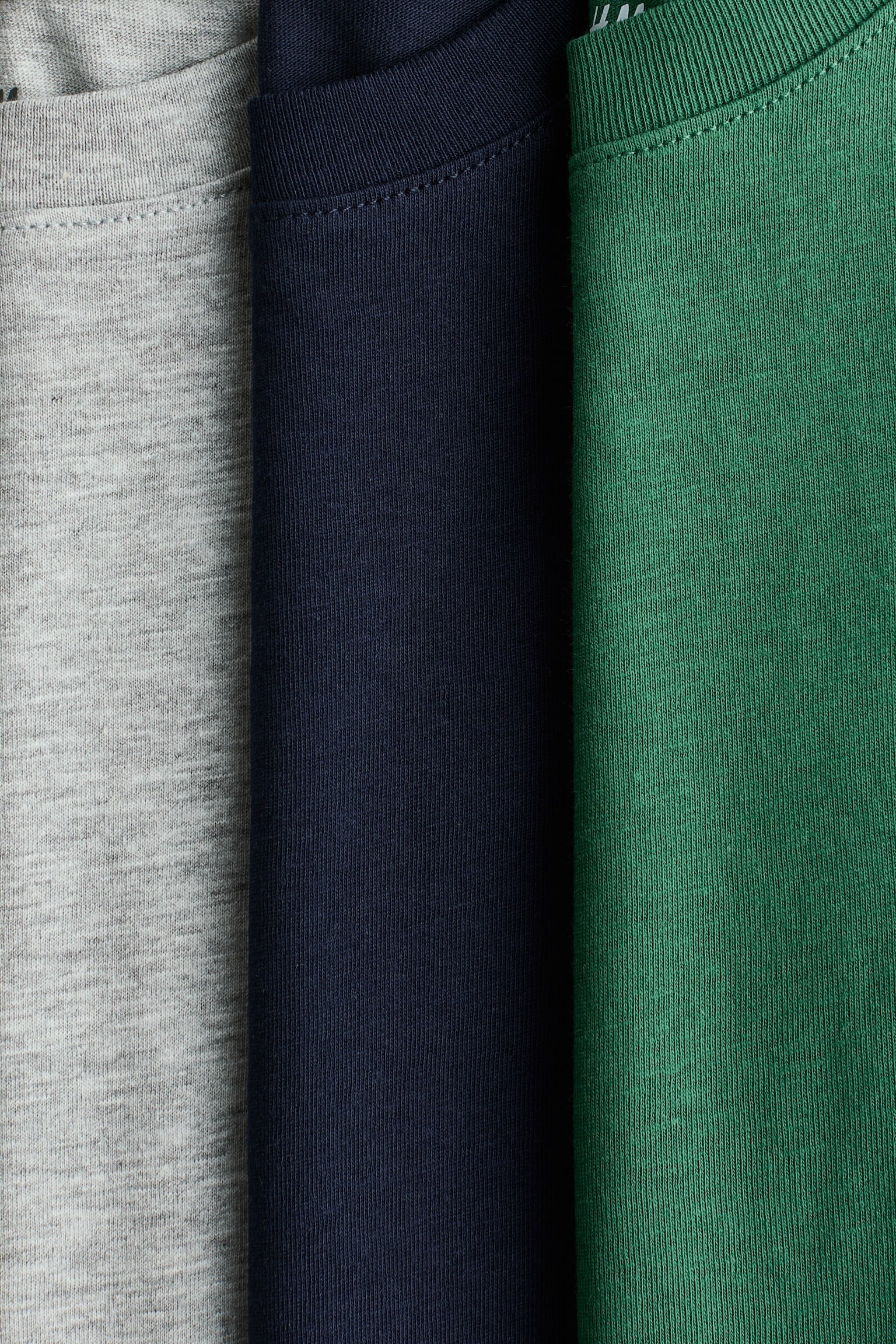 מארז 3 טישירטים מכותנה - ירוק/כחול נייבי/לבן/כחול נייבי/לבן - 2