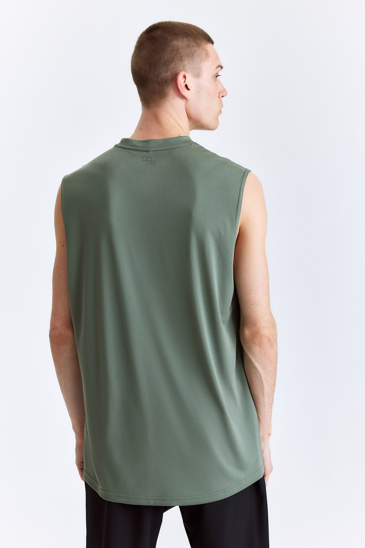 Activewear Tank In DryMove™ - Khaki green/Red/Black/White/Navy blue/Dusty blue - 3