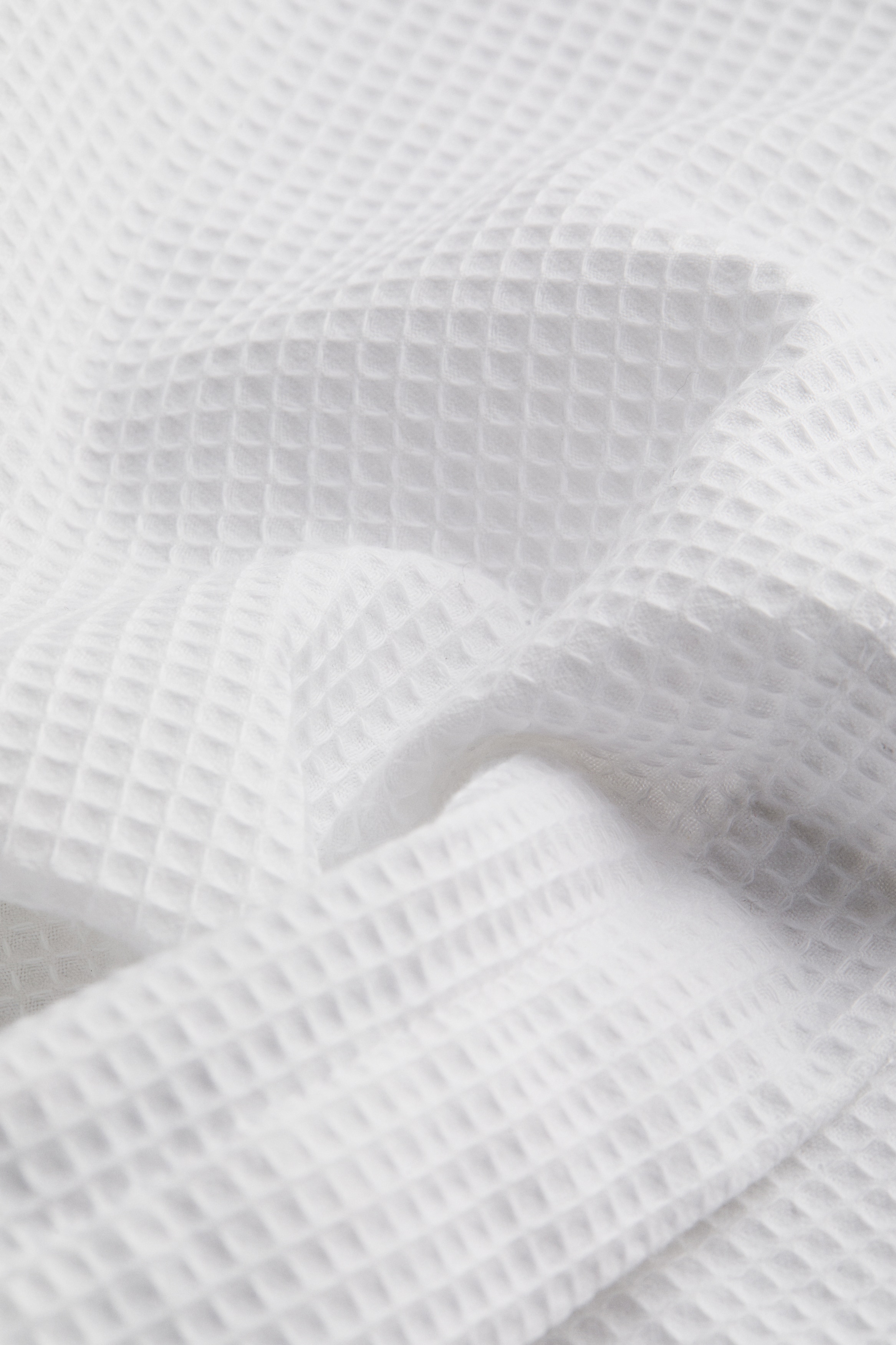 Waffled dressing gown