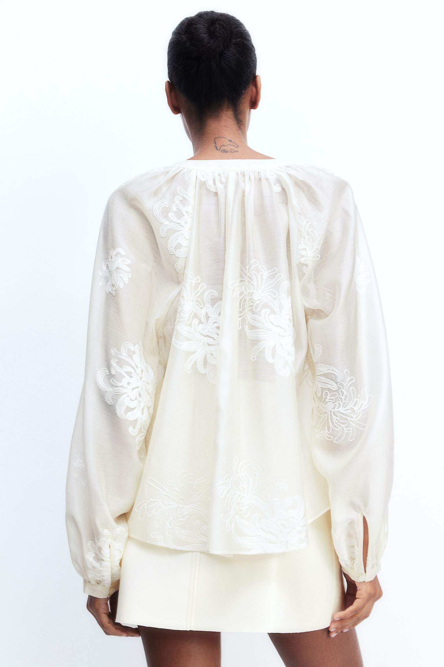 Embroidered blouse - Cream/Black - 6