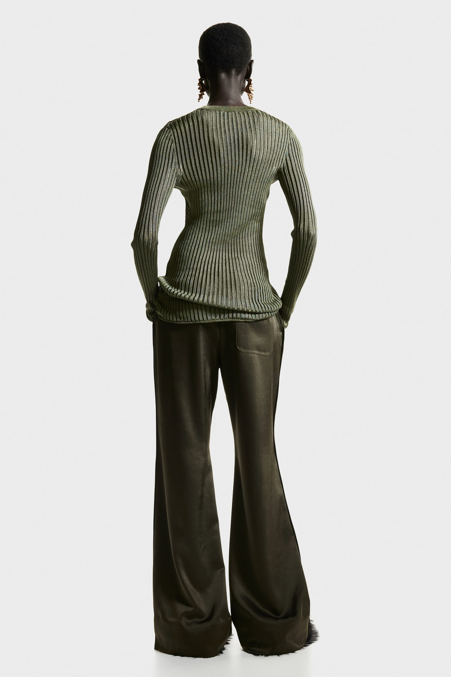 Saténové kalhoty Flared - Tmavě zelená - 4