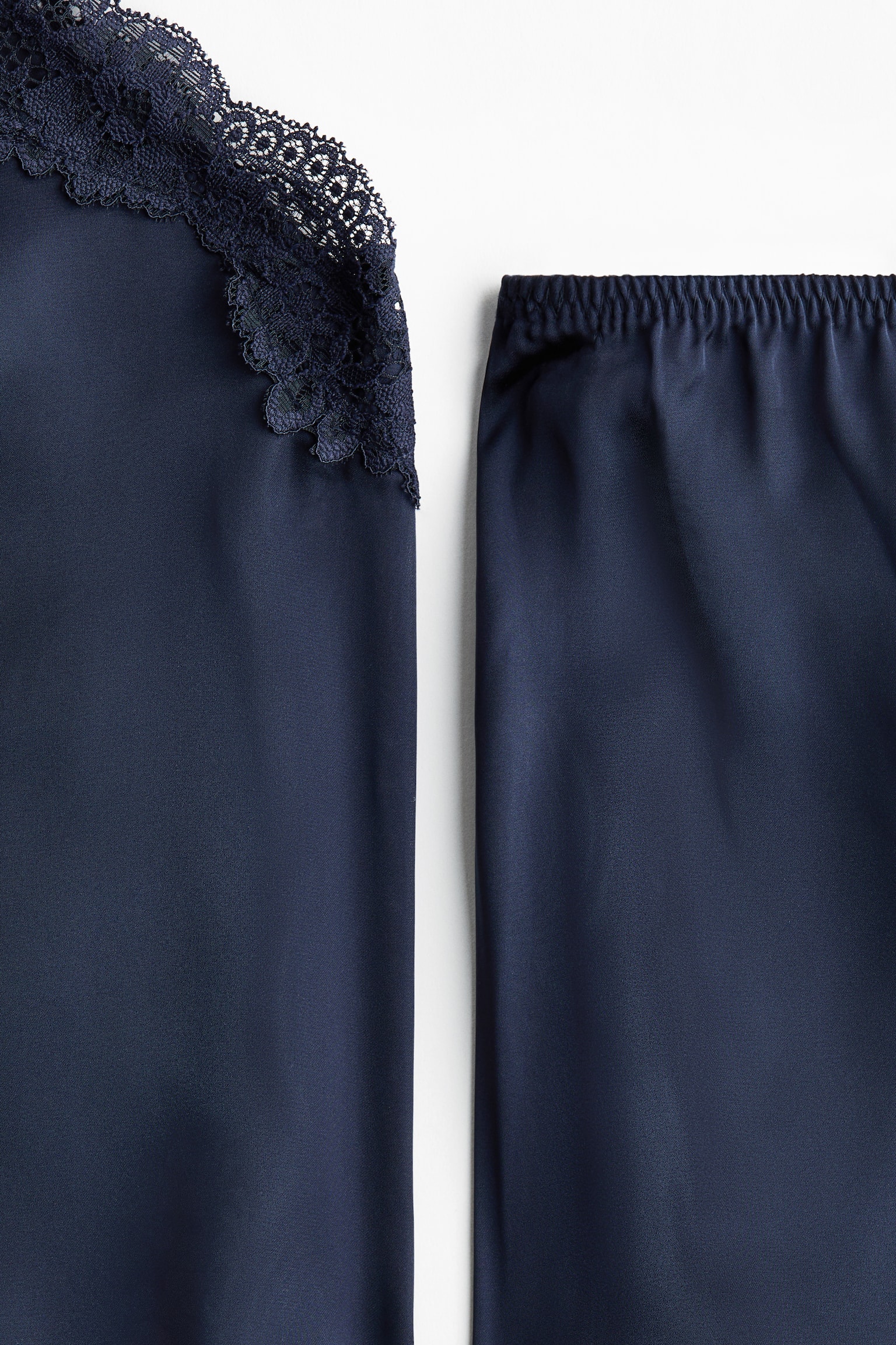 Pijama en satín con bordes de encaje - Azul marino/Café teja/Lunares - 7