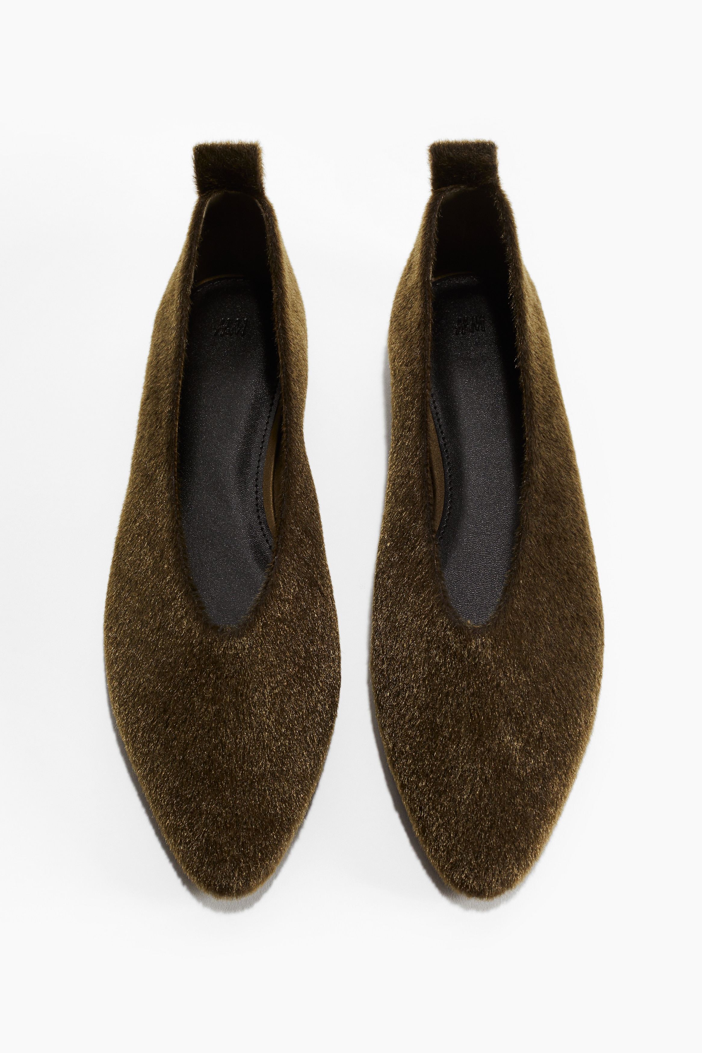 Pointed ballet flats