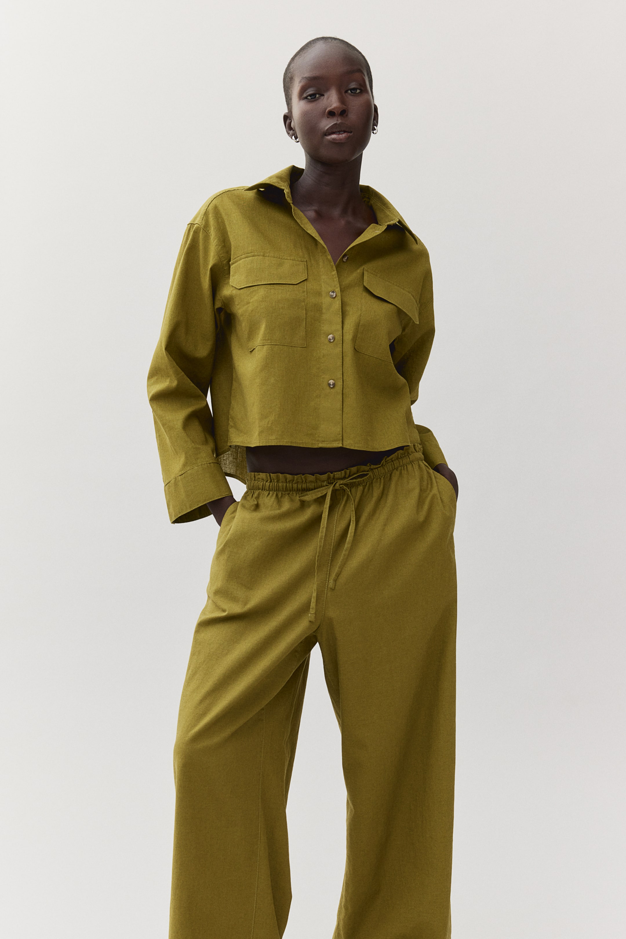 Wide linen-blend trousers - High waist - Long - Olive green - Ladies ...