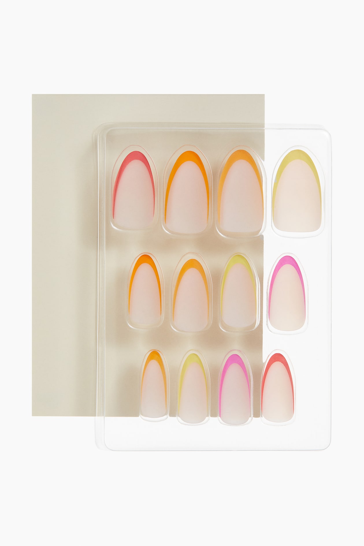 Press-on Nails - image 2
