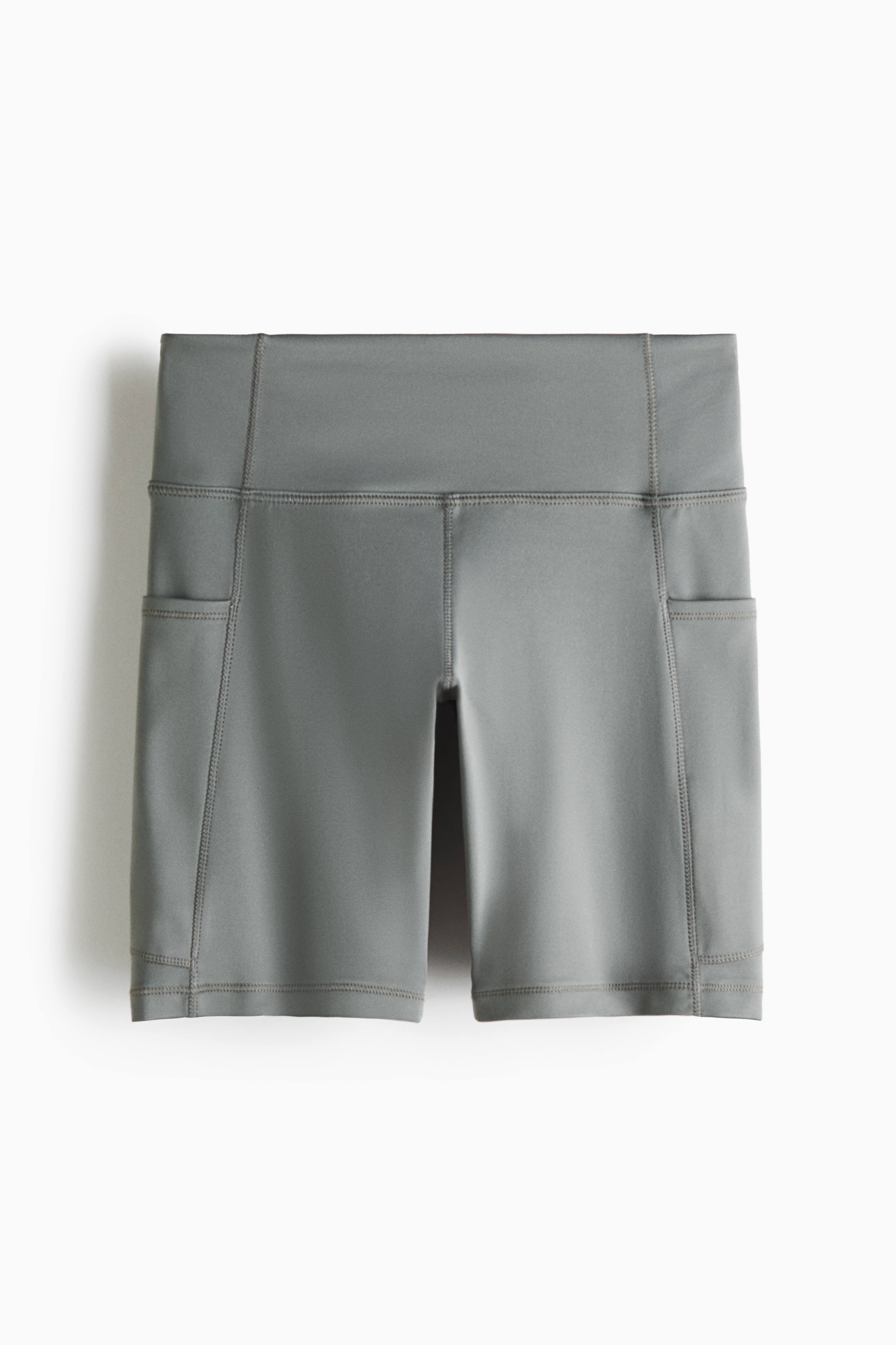 Biking Shorts with DryMove™