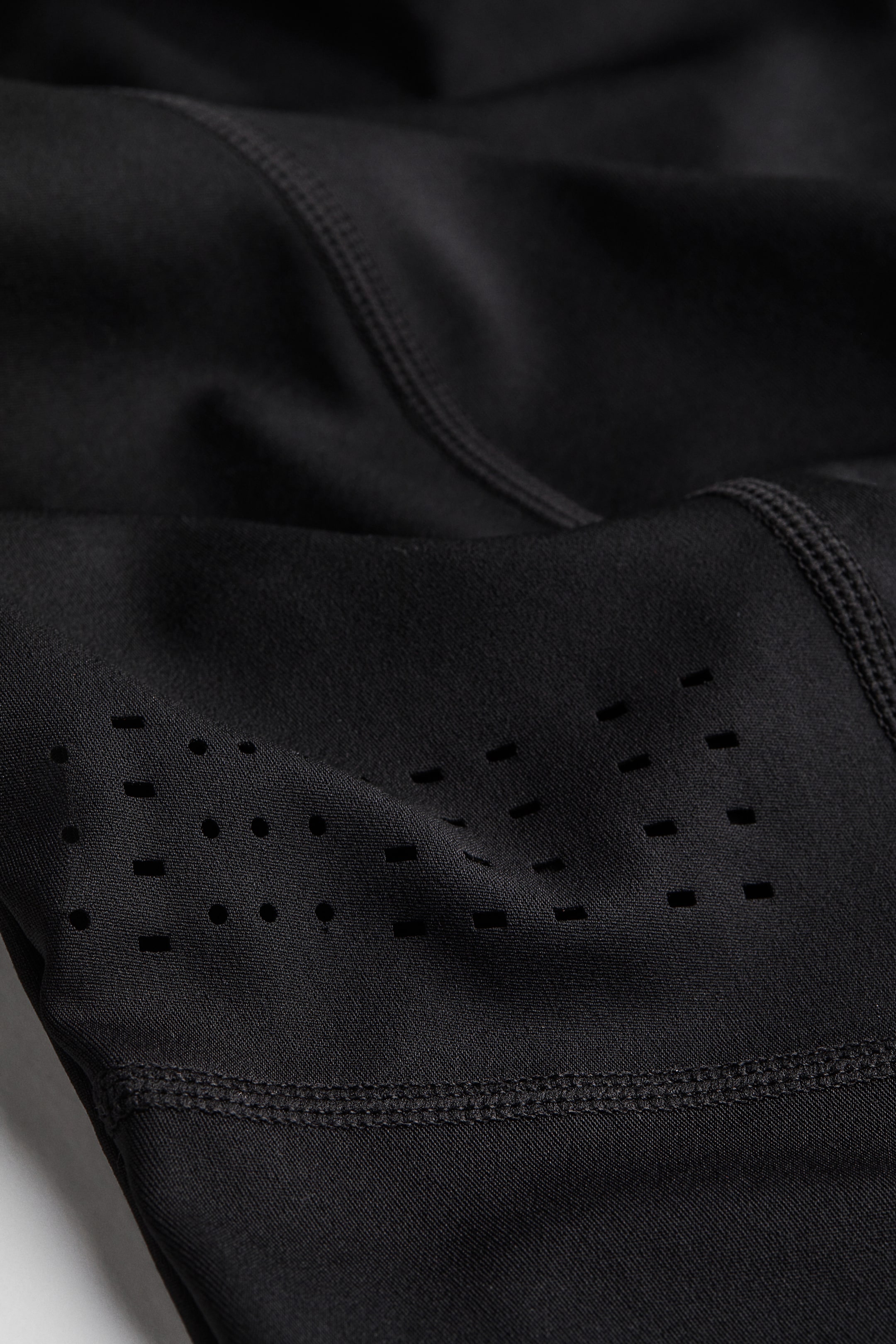 View larger image: DryMove™ Activewear Tee - Black - Ladies | H&M AU 2