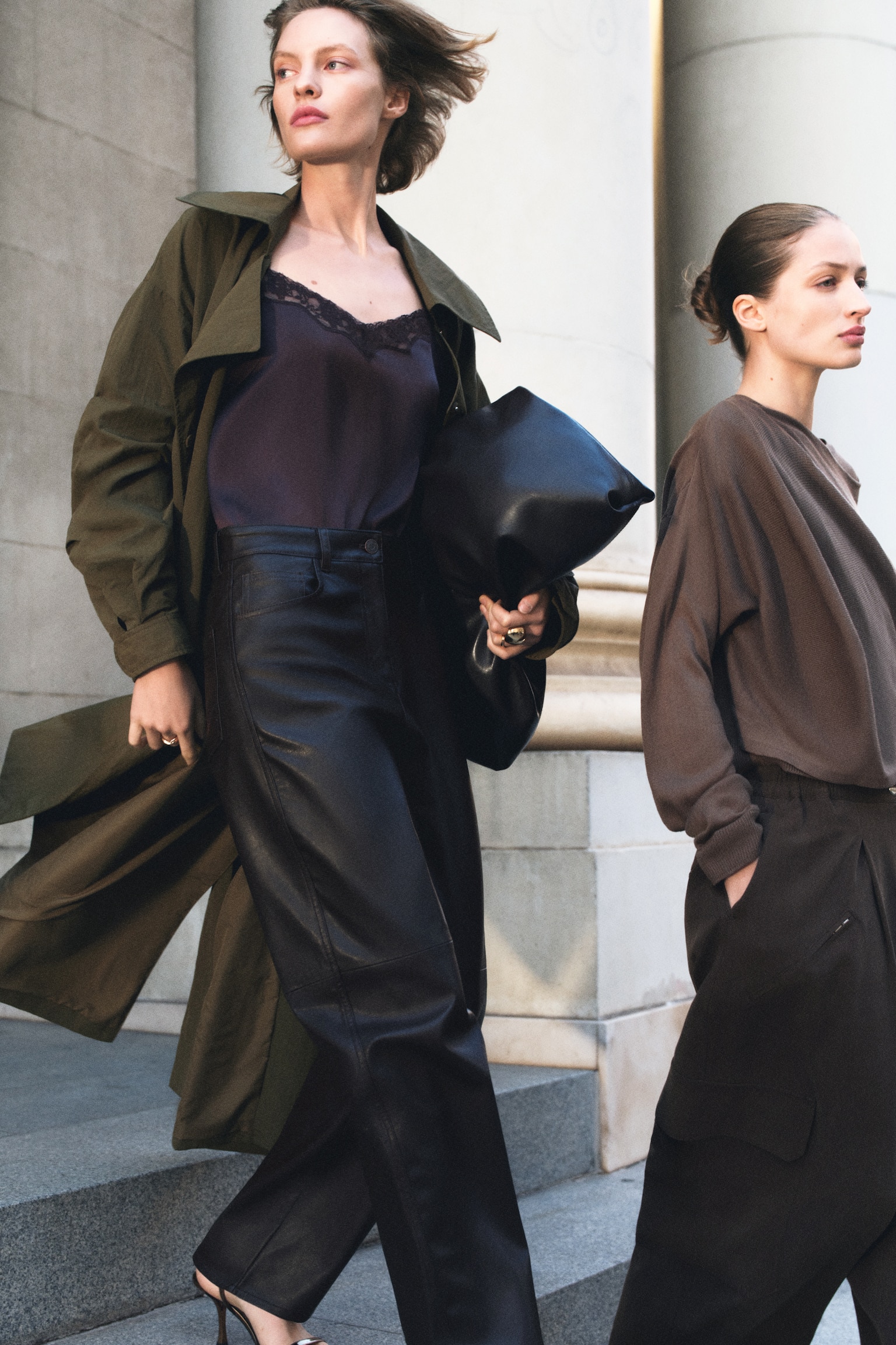 Barrel-leg coated trousers - Dark brown - 1