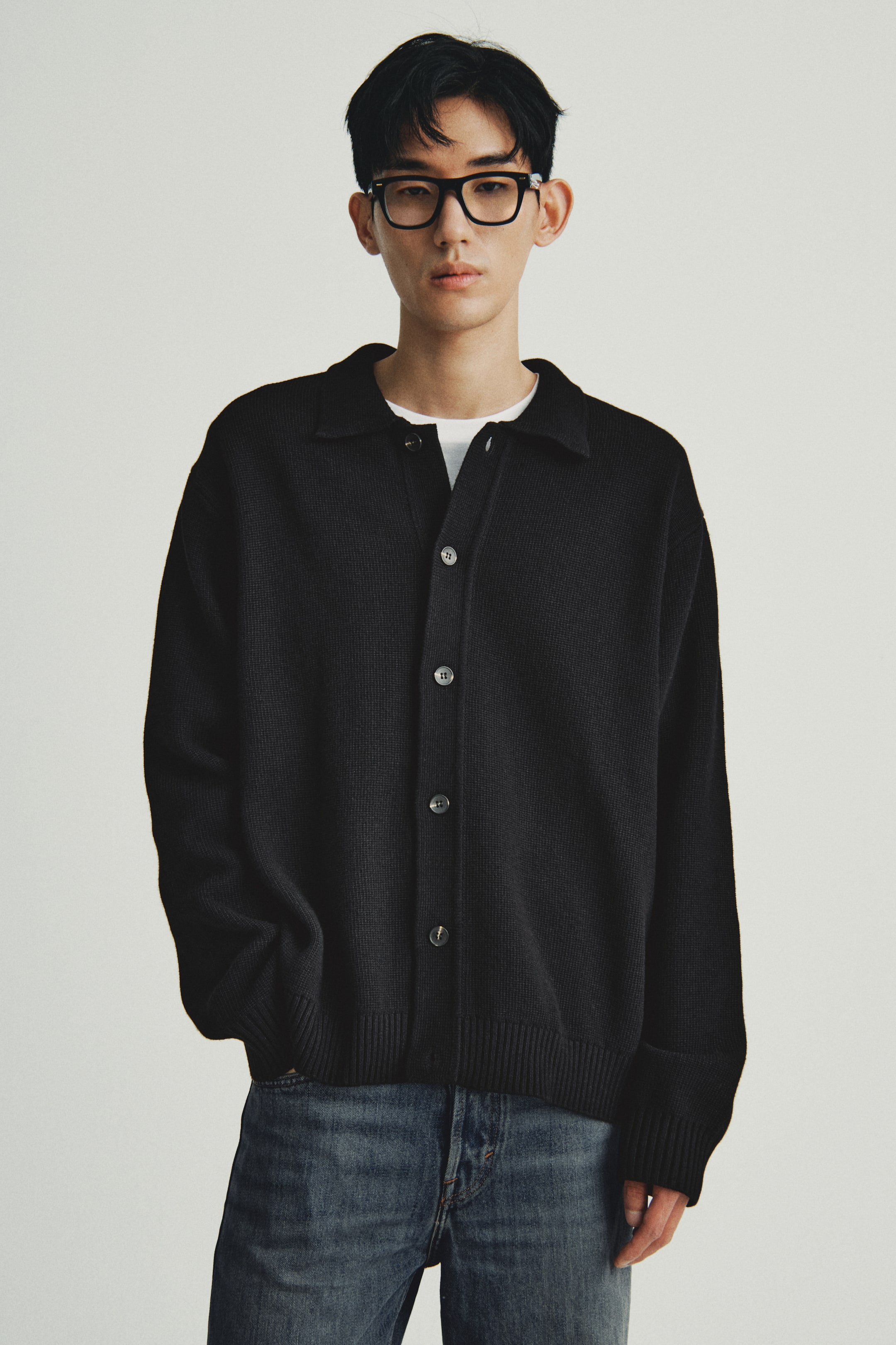 이미지 확대 보기: 칼라 가디건 루즈핏 - 블랙 - Men | H&M KR 2