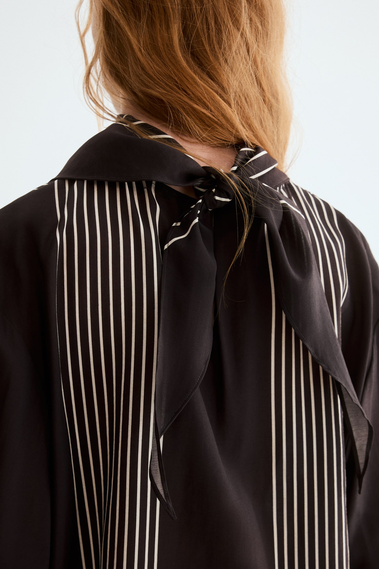 Blouse avec foulard - 4
