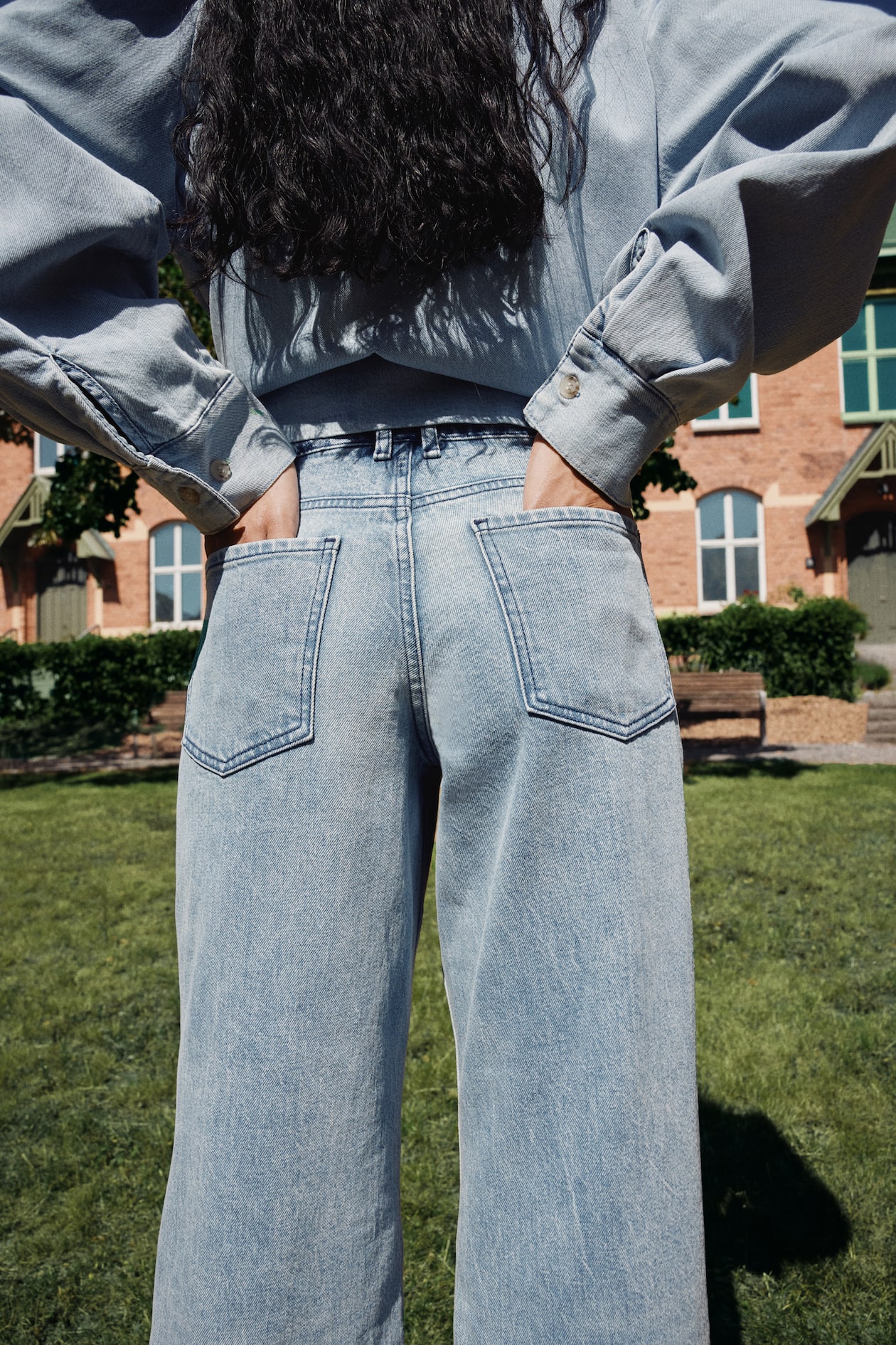 Flared Regular Jeans - image 4