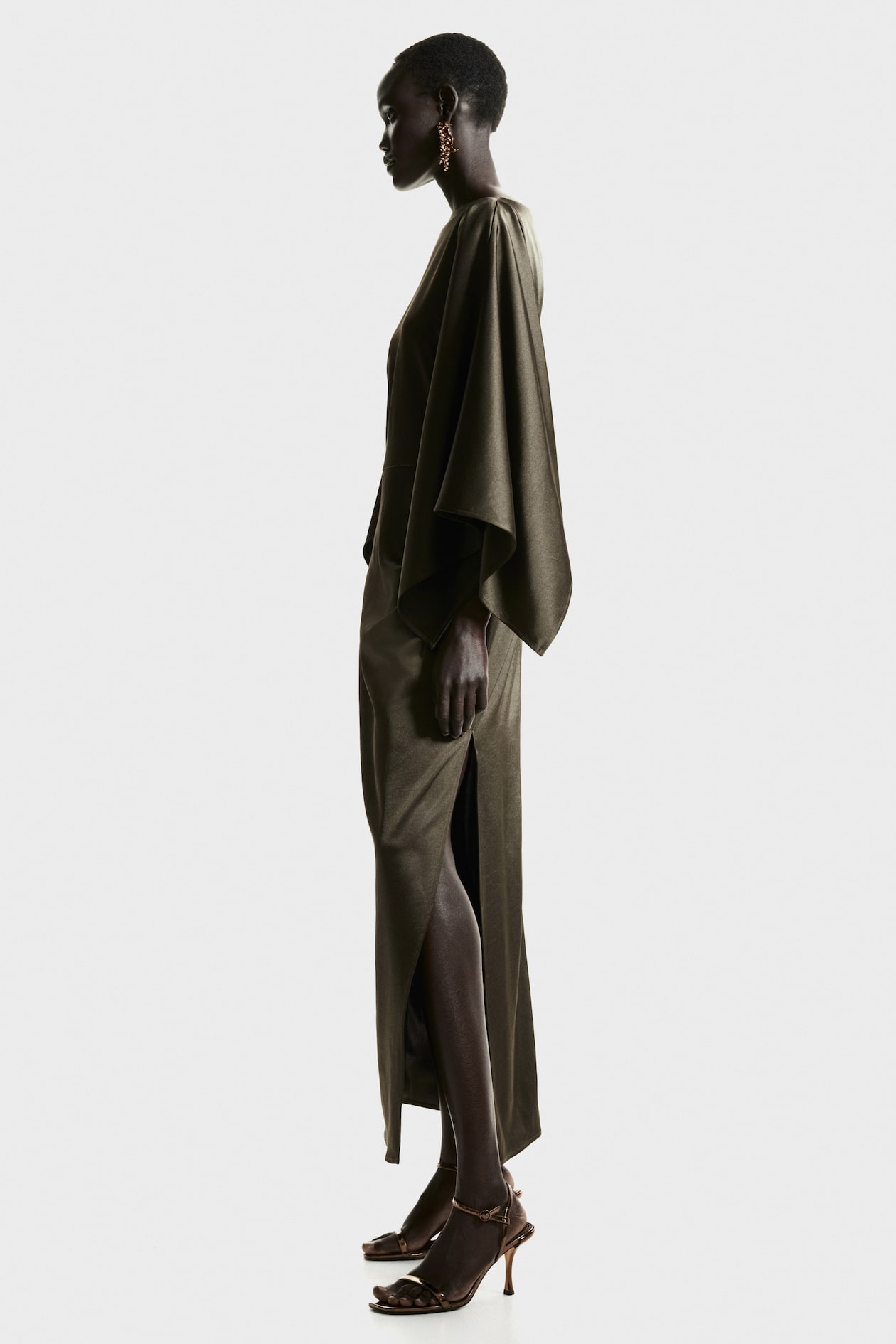 Satin cape dress - image 5