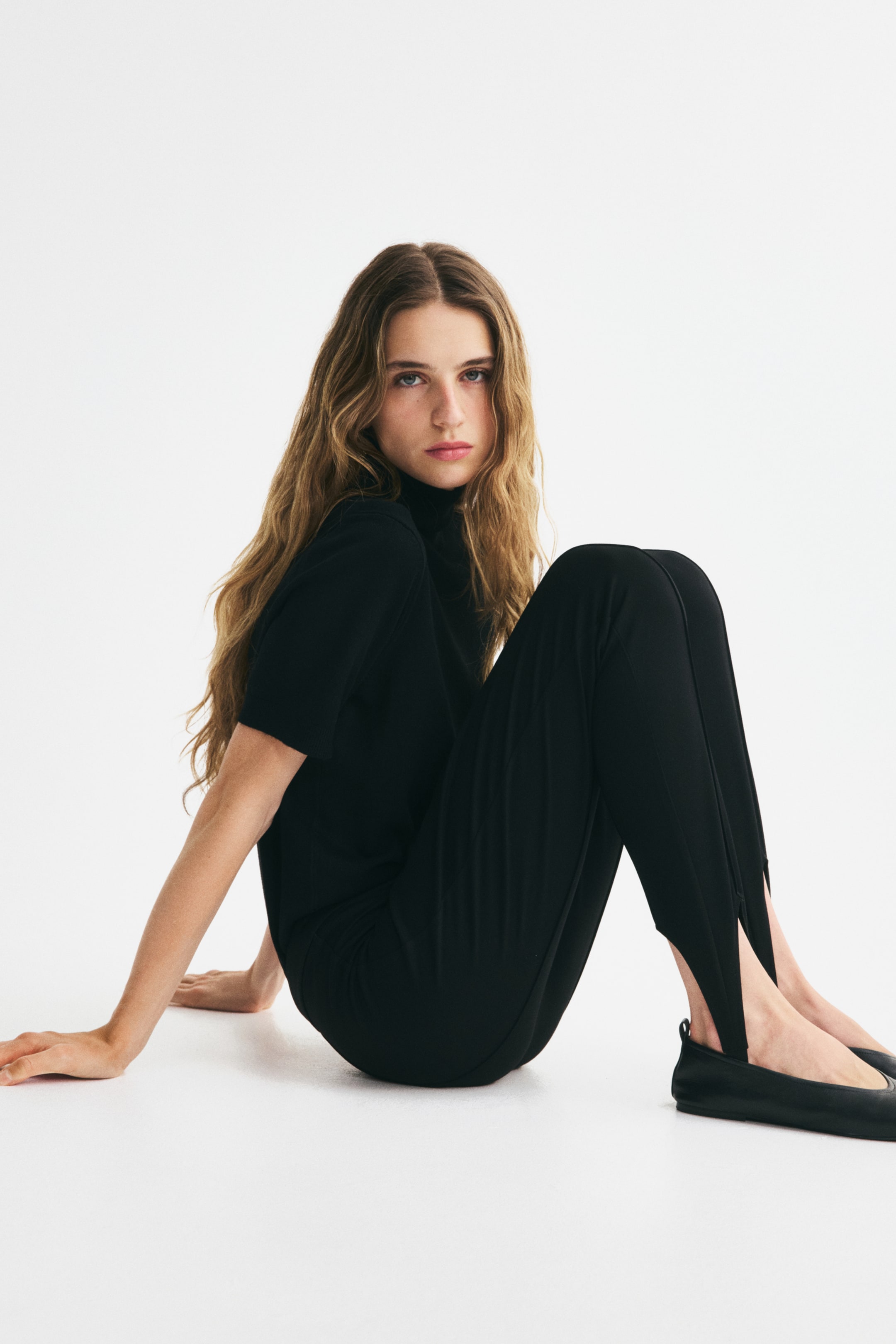 Crease-Front Stirrup Leggings