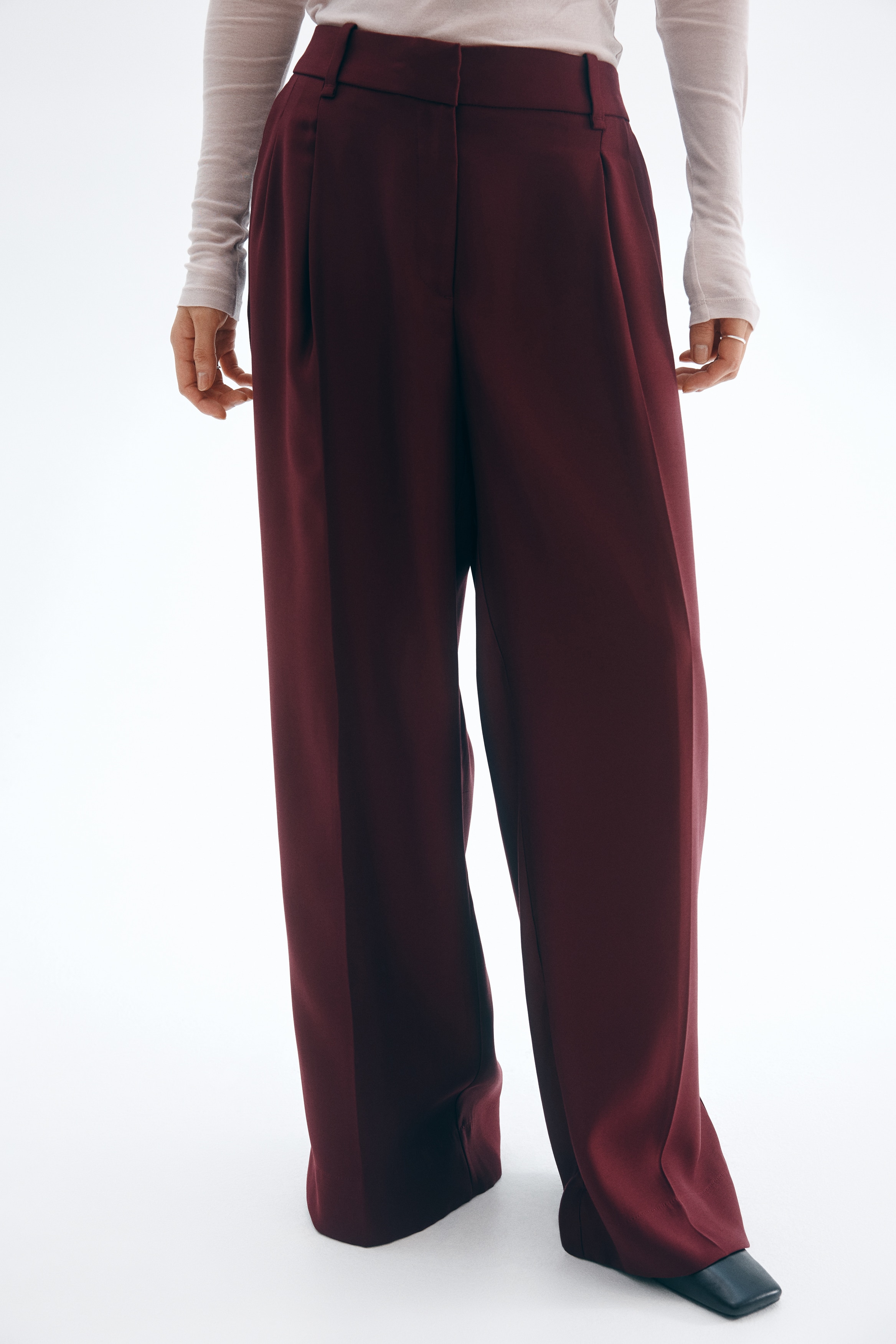 リネンパンツ♡ 赤 カラーパンツ ガウチョパンツ フレア 上品 ブーツに◎ M リネンパンツ♡ 赤 カラーパンツ ガウチョパンツ フレア 上品