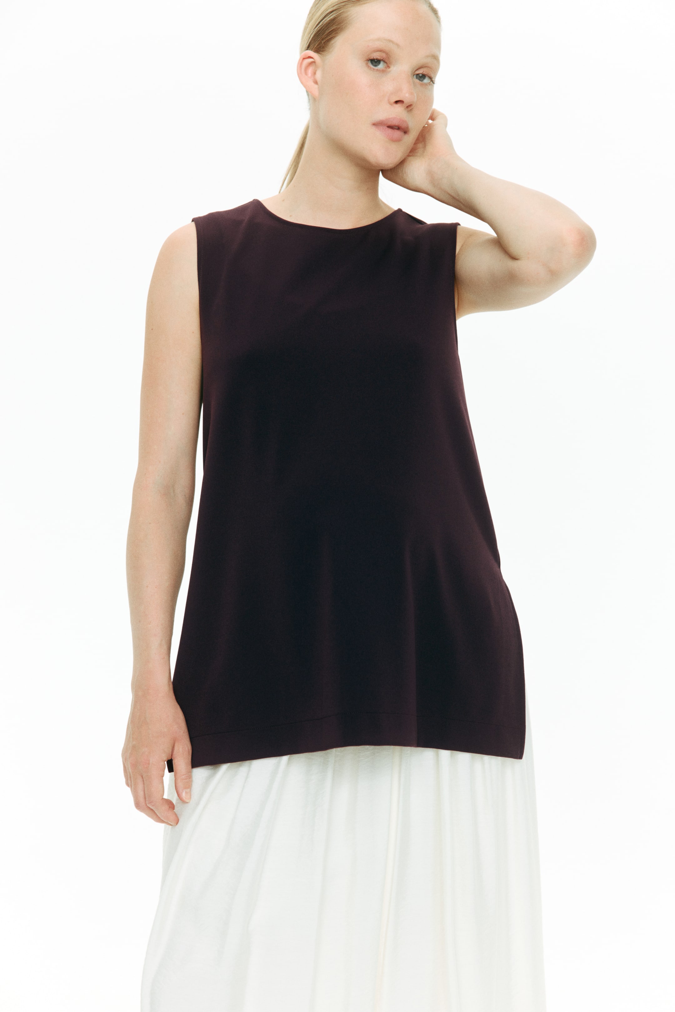 MAMA Slit-Detail Tank Top