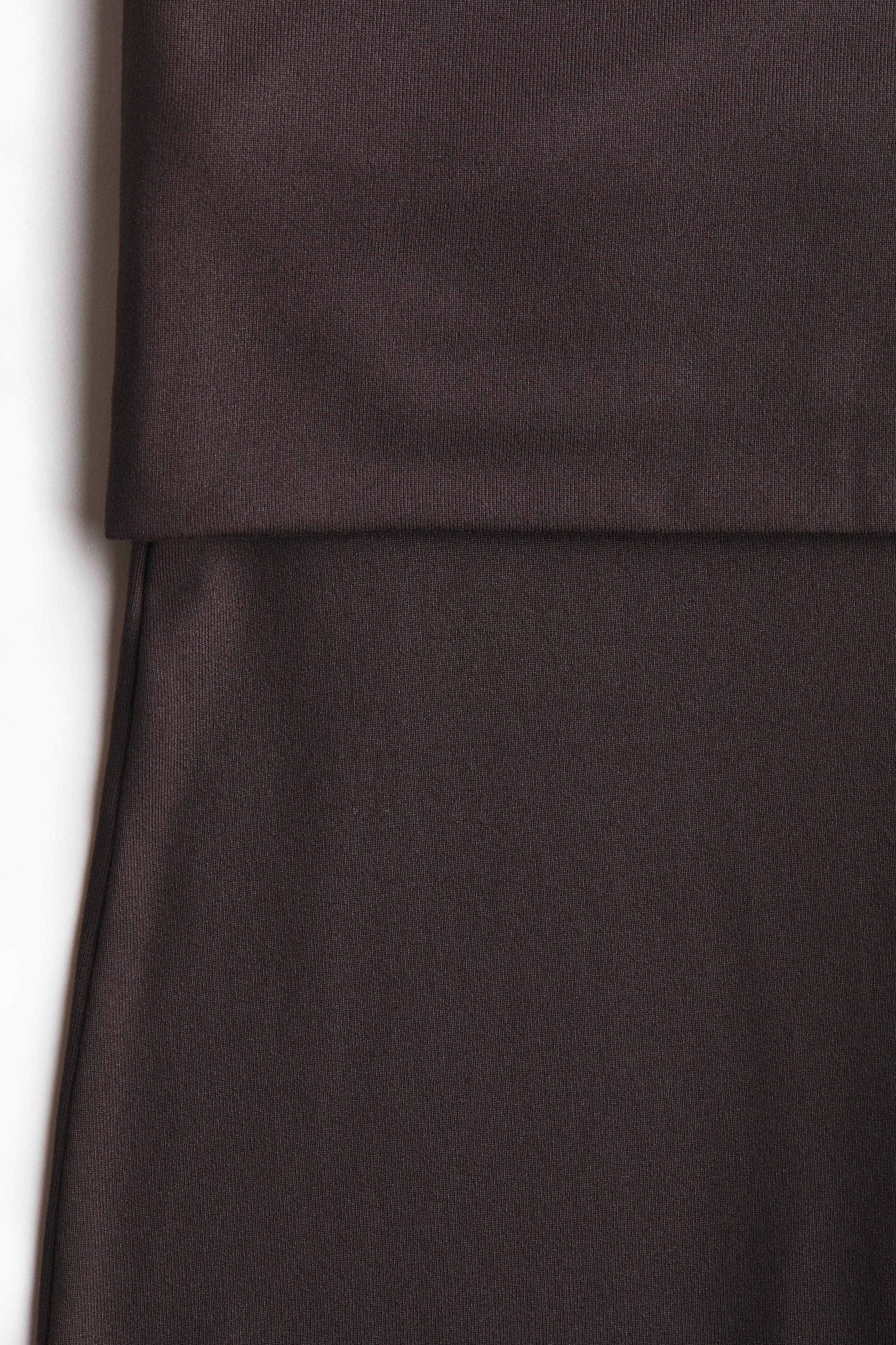 Ampliar la imagen: Flared yoga leggings with SoftMove™ - Café cálido - Kids | H&M MX 5