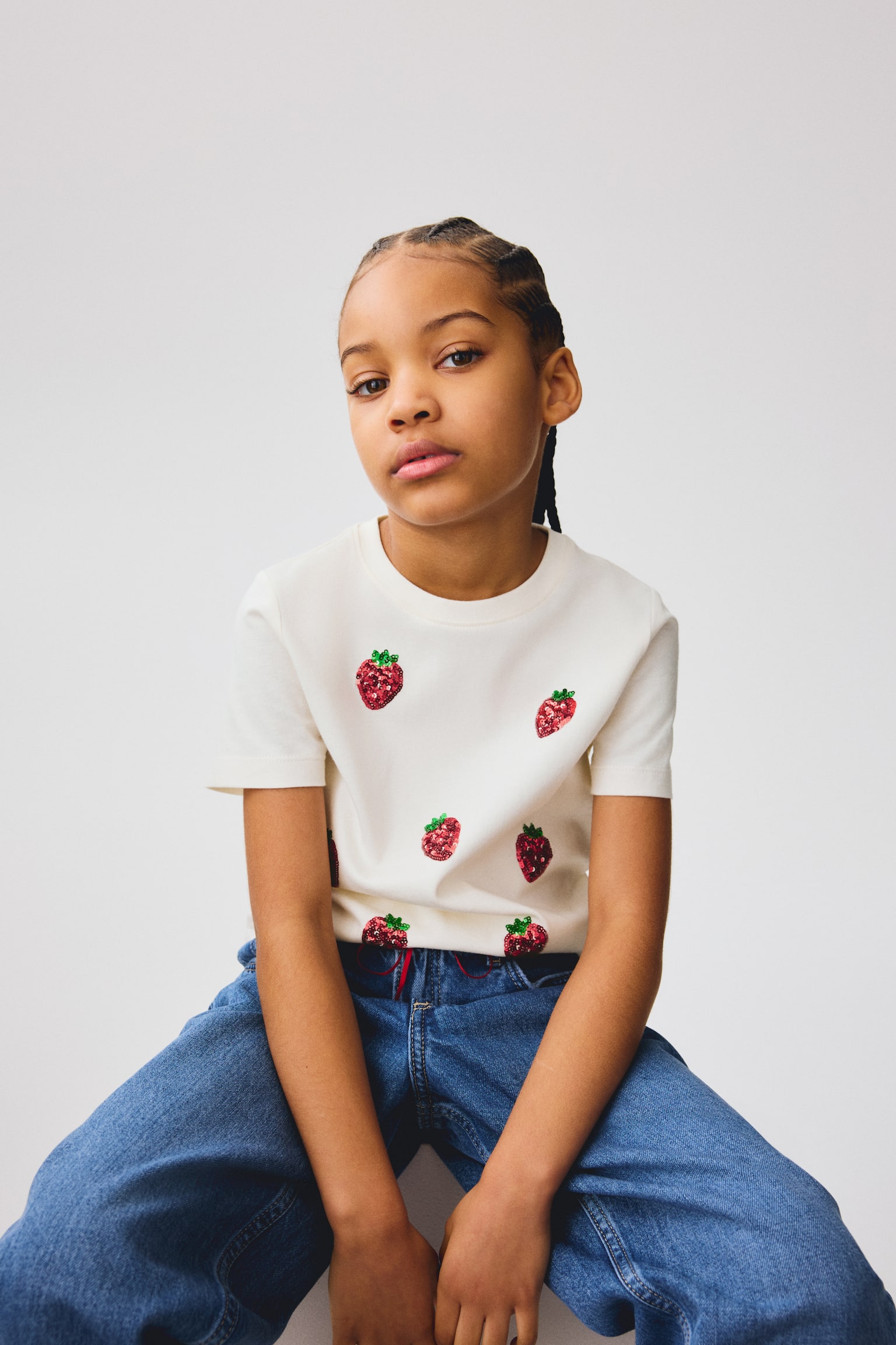 טישירט עם מוטיב - לבן/תותים/לבן/כחול נייבי/ורוד בהיר/לבבות/כחול נייבי/קרם/Ciao/ורוד/תות - 3