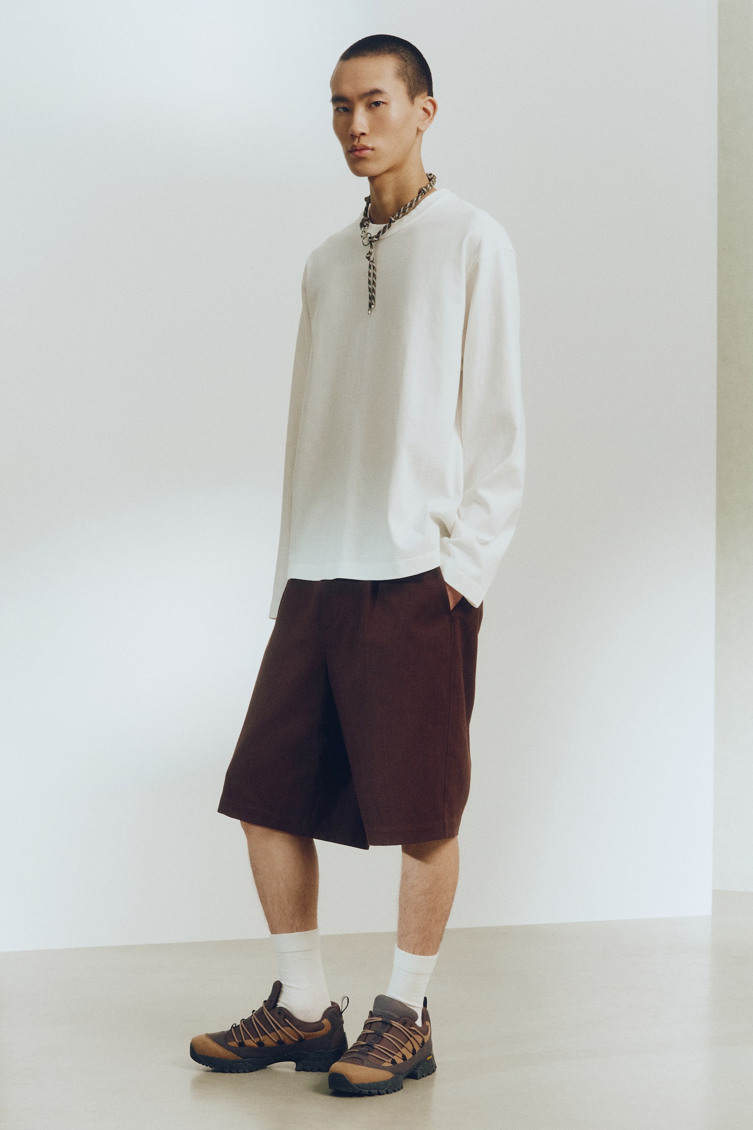 Loose Fit Long-sleeved cotton T-shirt - לבן - 3