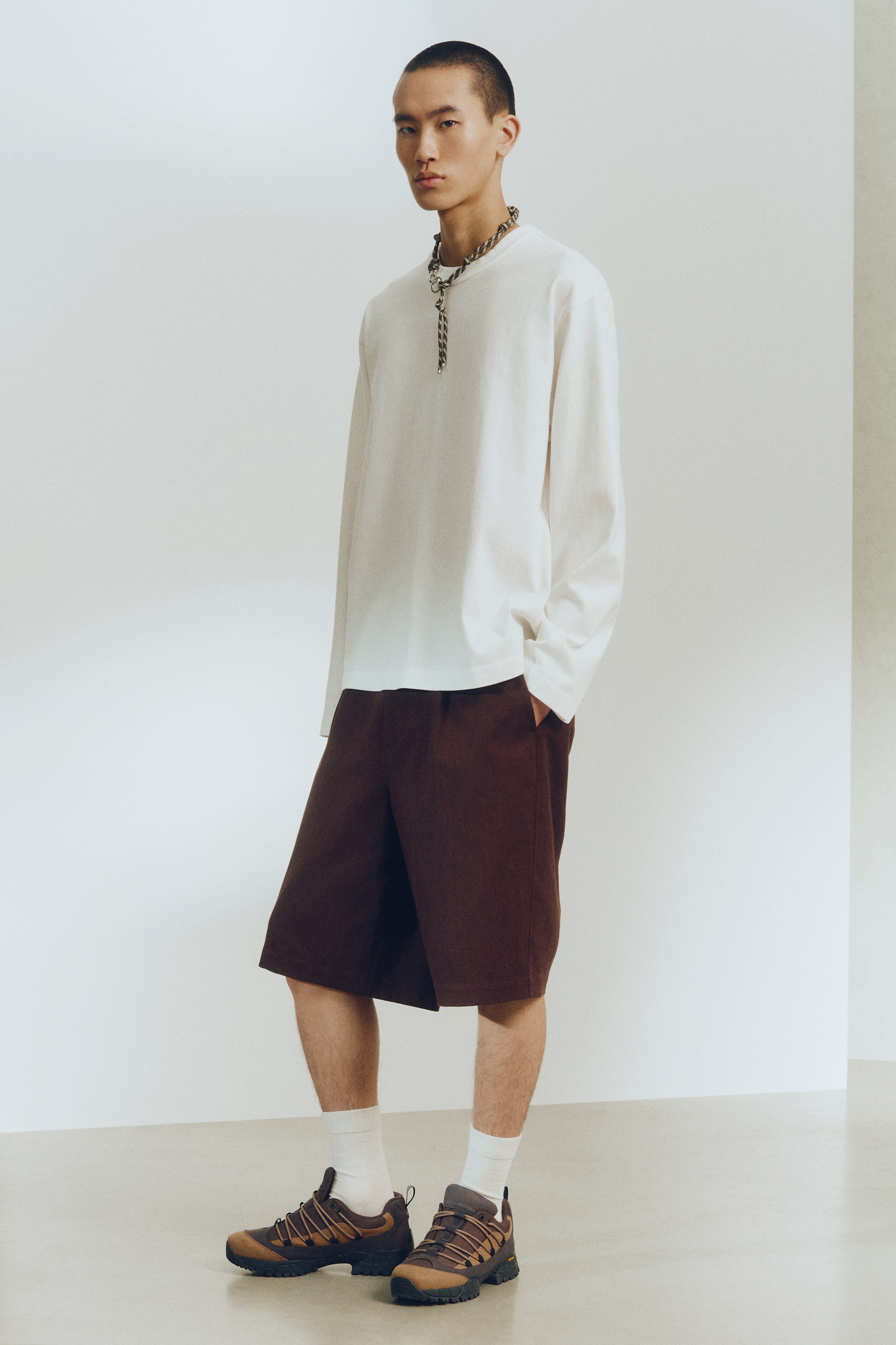 Loose-Fit Long-Sleeved Cotton T-Shirt