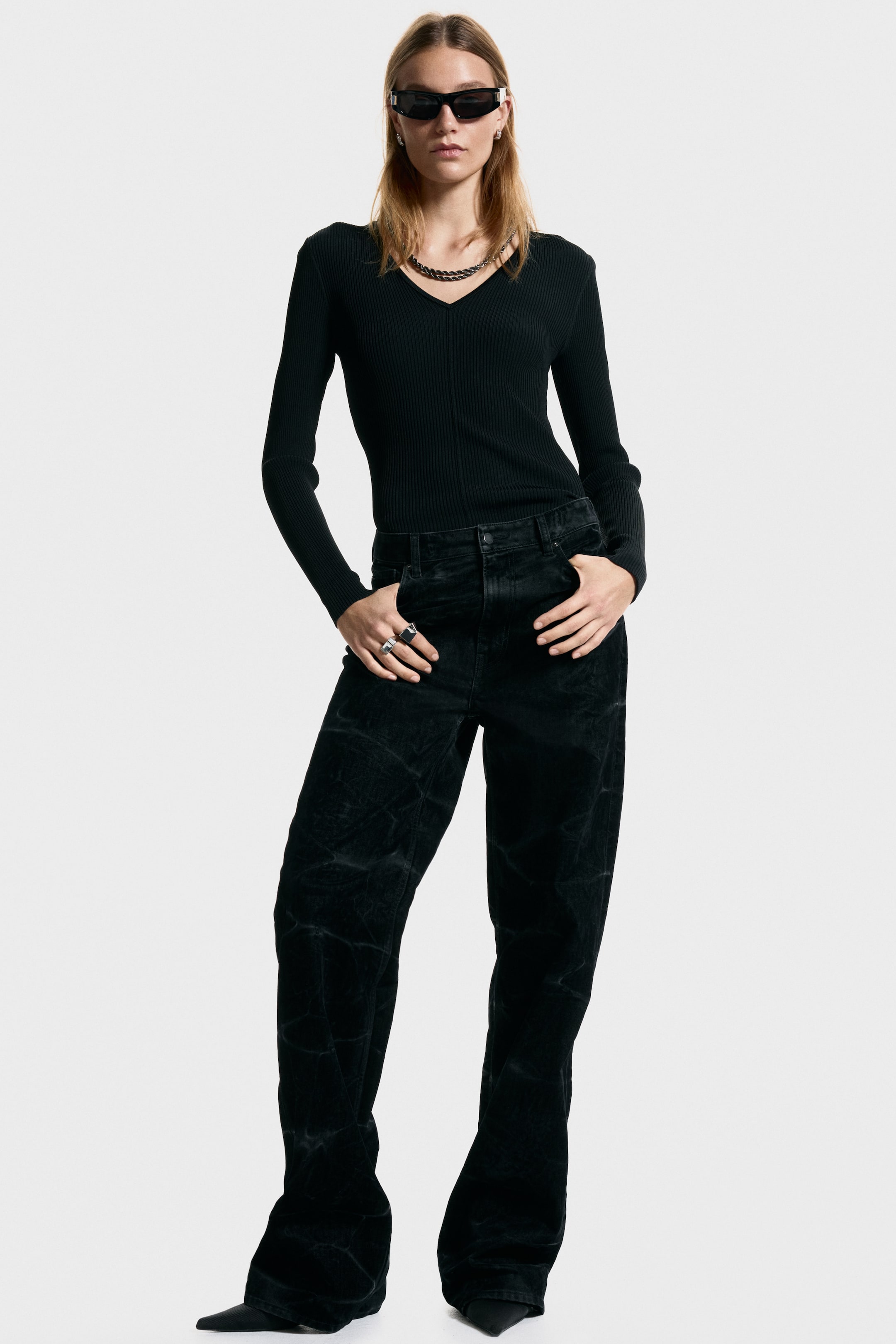 Visualizza immagine più grande: Maglia con catena decorativa - Nero - DONNA | H&M IT 2