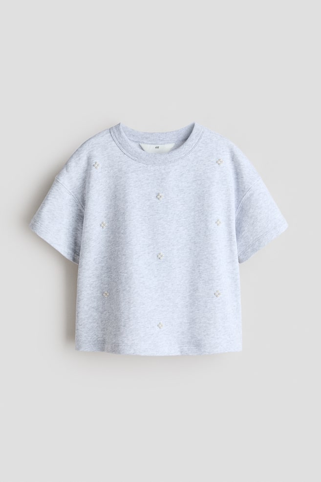 T-Shirt mit Motiv - Hellgraumeliert/Perlen/Cremefarben/Blumen/Weiß/Schleifen - 1