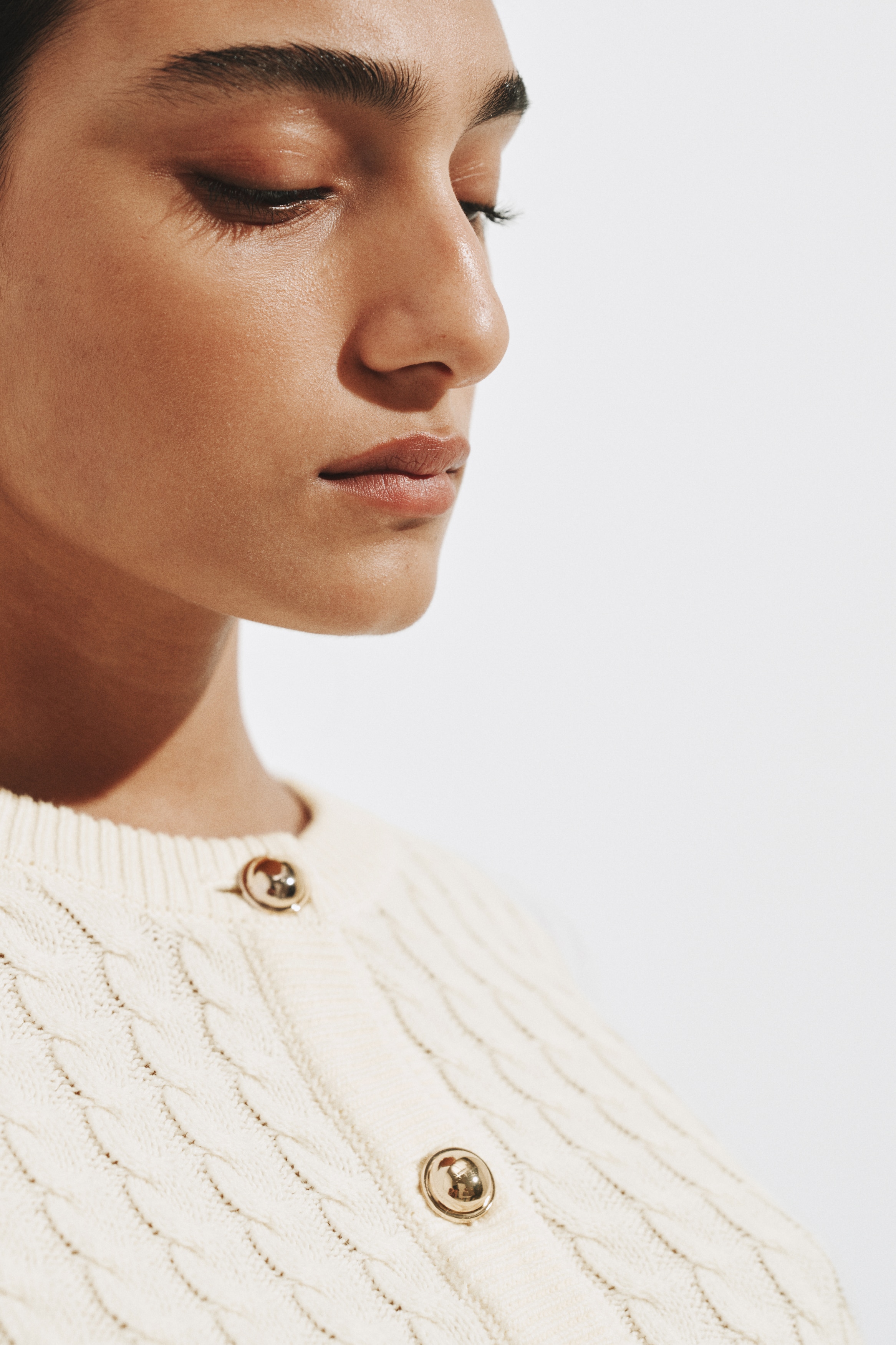 Cable-knit cardigan