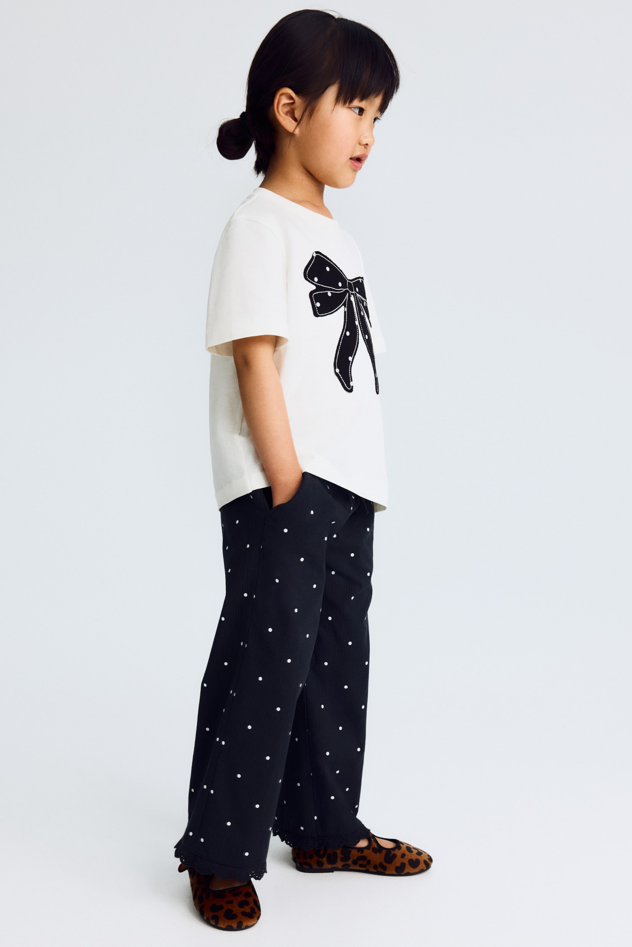 Pantalon en crépon de coton avec dentelle