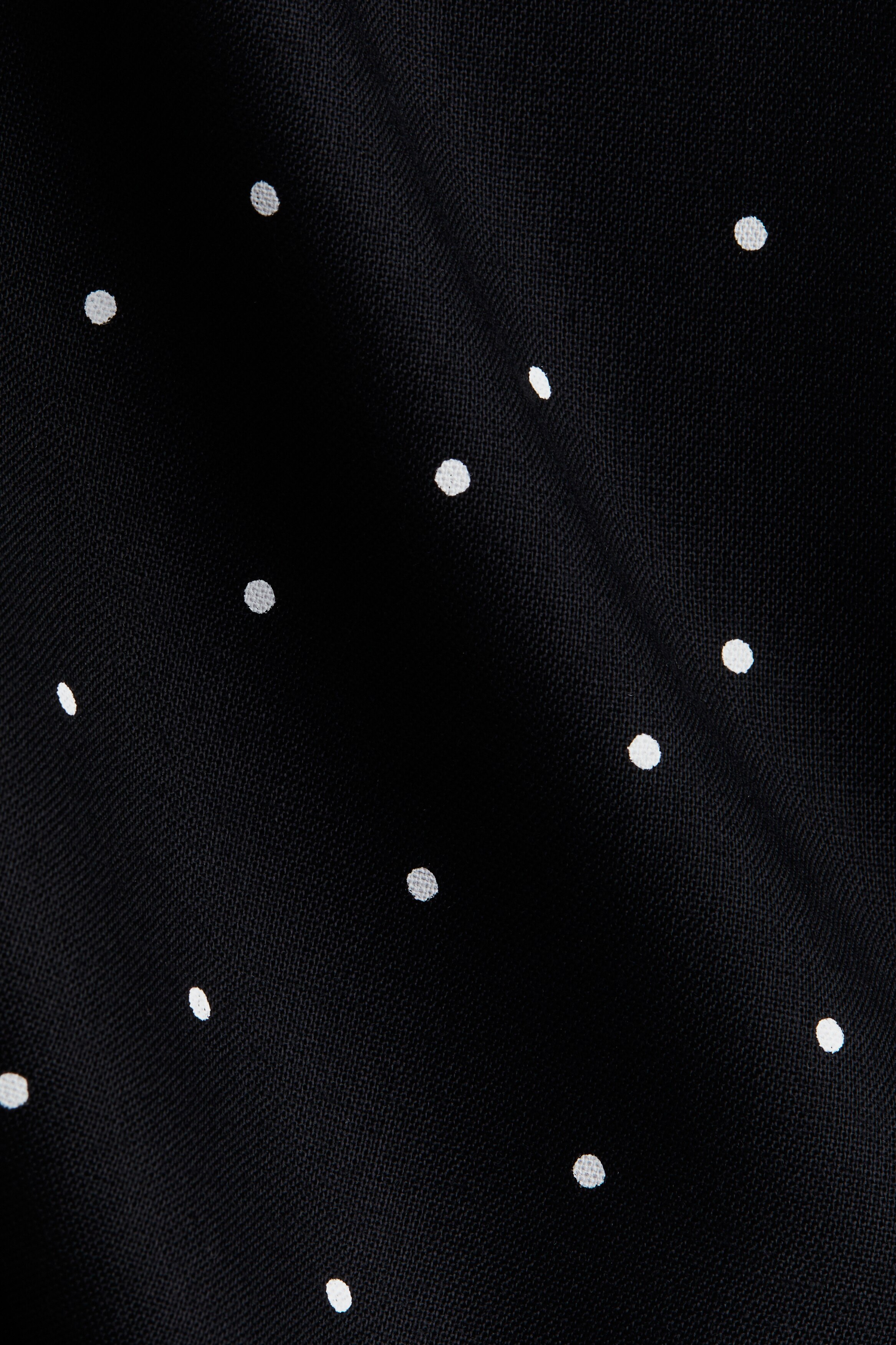 Puff-sleeved dress