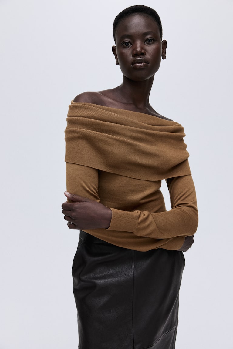 Women's Light brown OfftheShoulder Wool Top H&M US — free download
