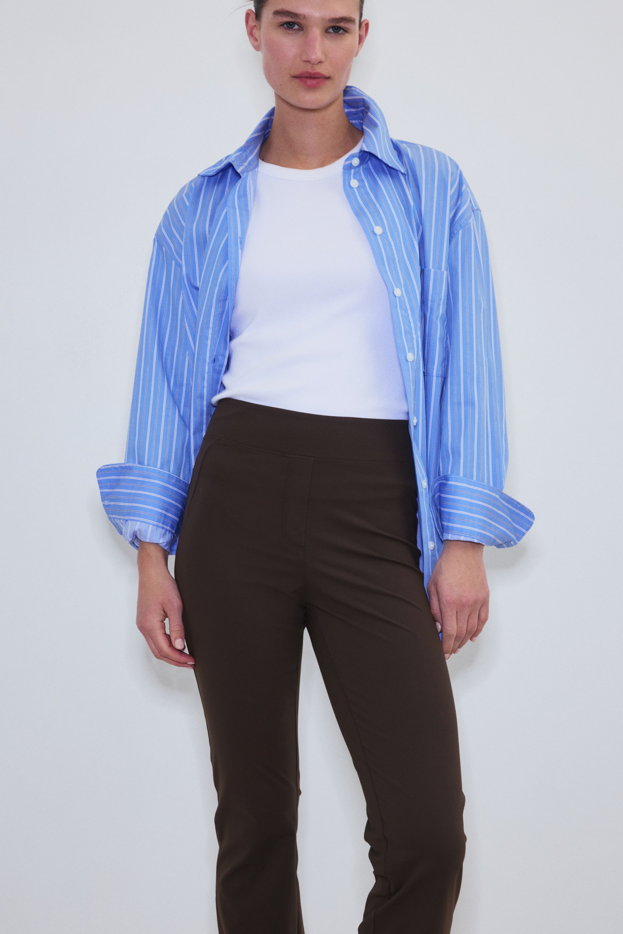 Pantalon évasé étirable dans tous les sens