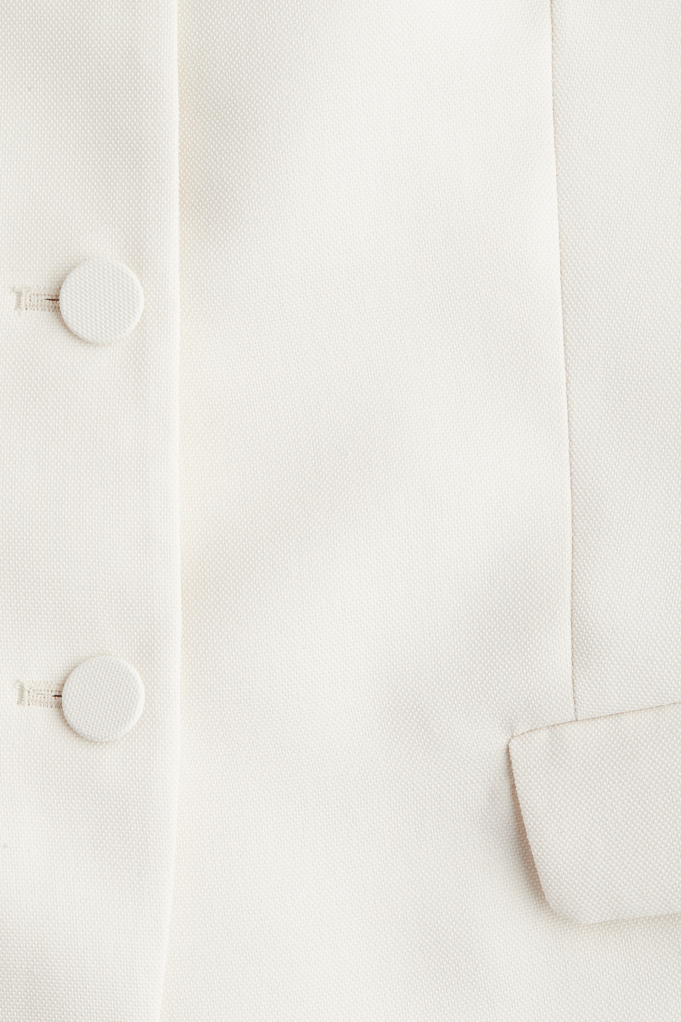 Collarless blazer